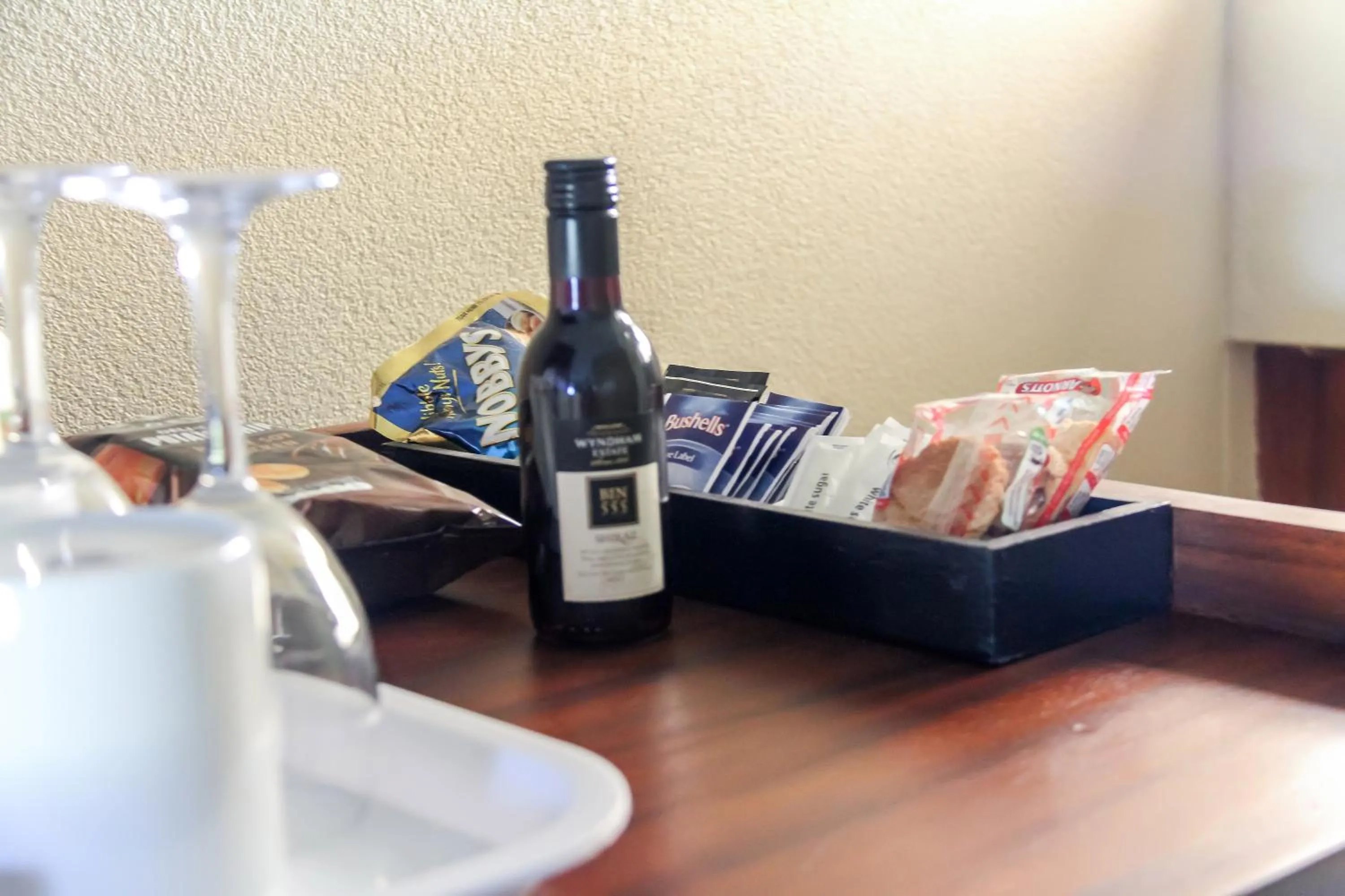 Coffee/tea facilities in Overlander Homestead Motel