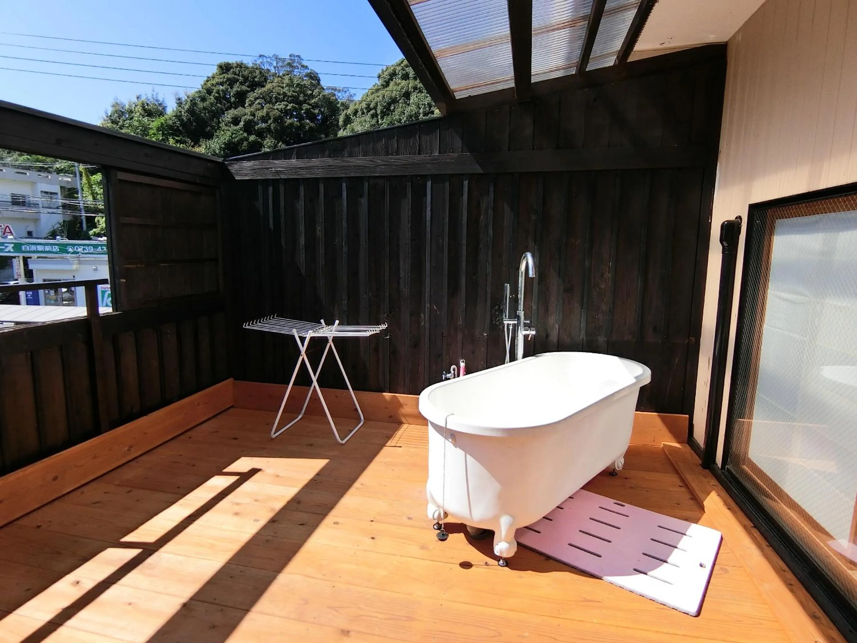 Bathroom in Minshuku Inn Shirahama Ekinoyado