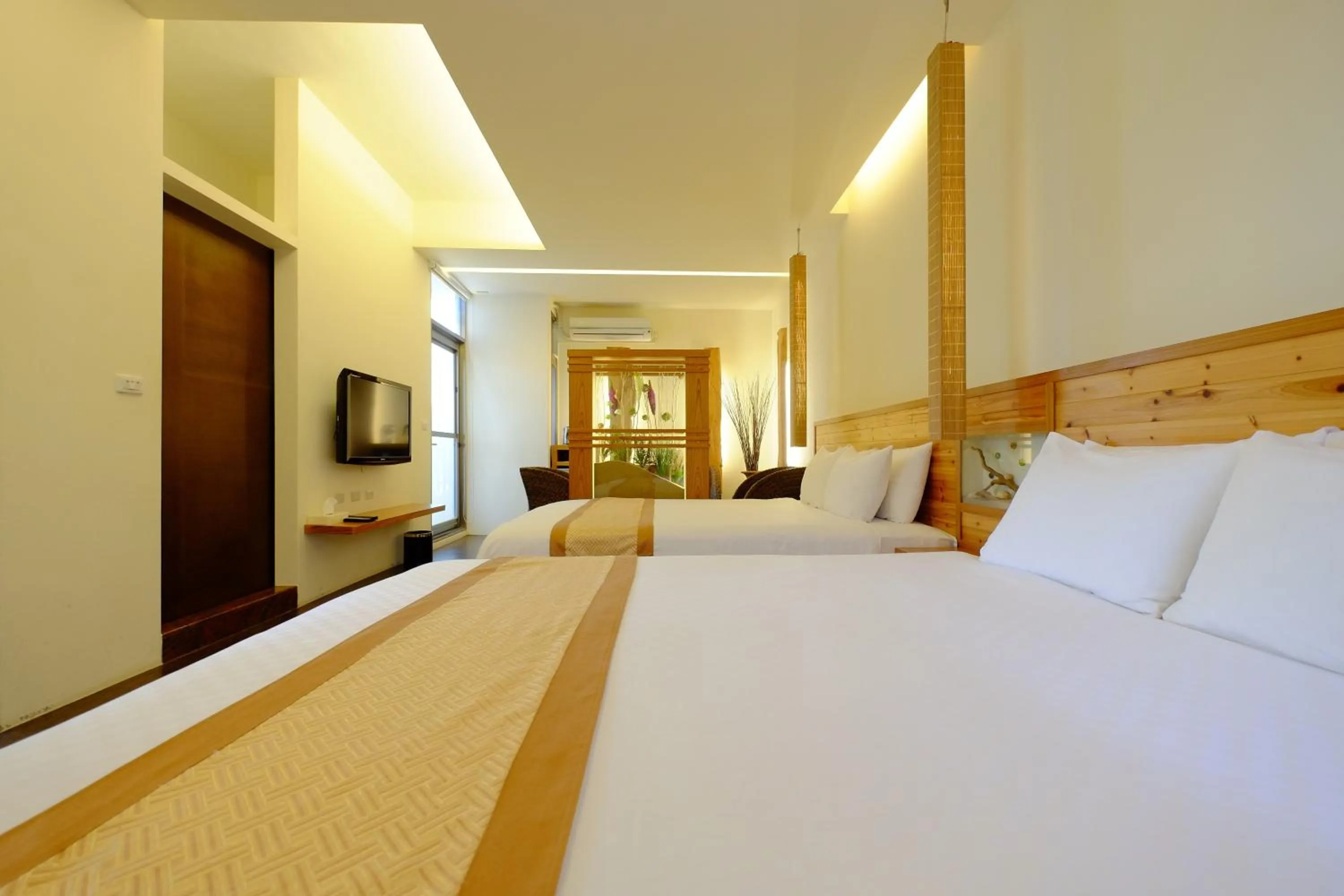 Bedroom, Bed in Cloud Inn