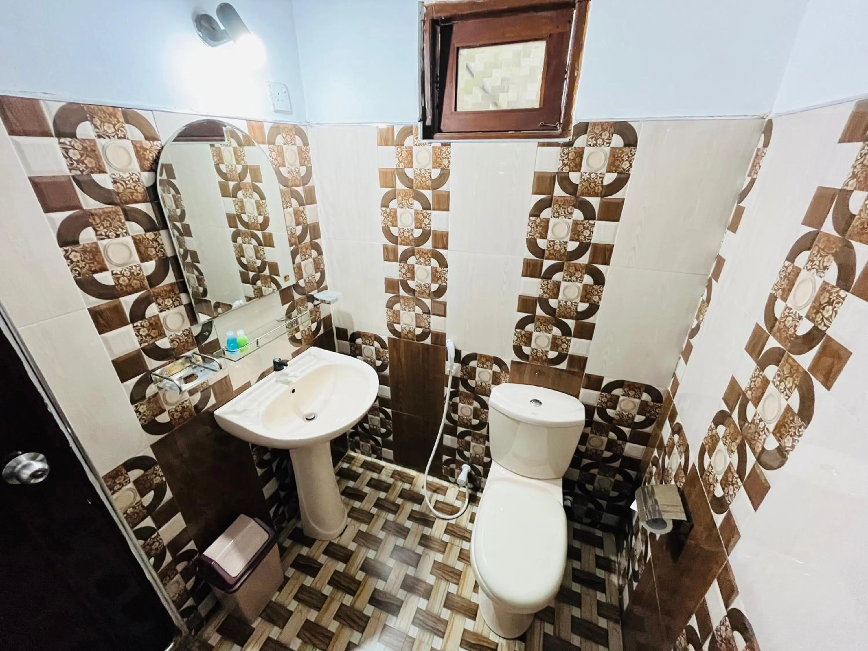 Bathroom in Palitha Homestay