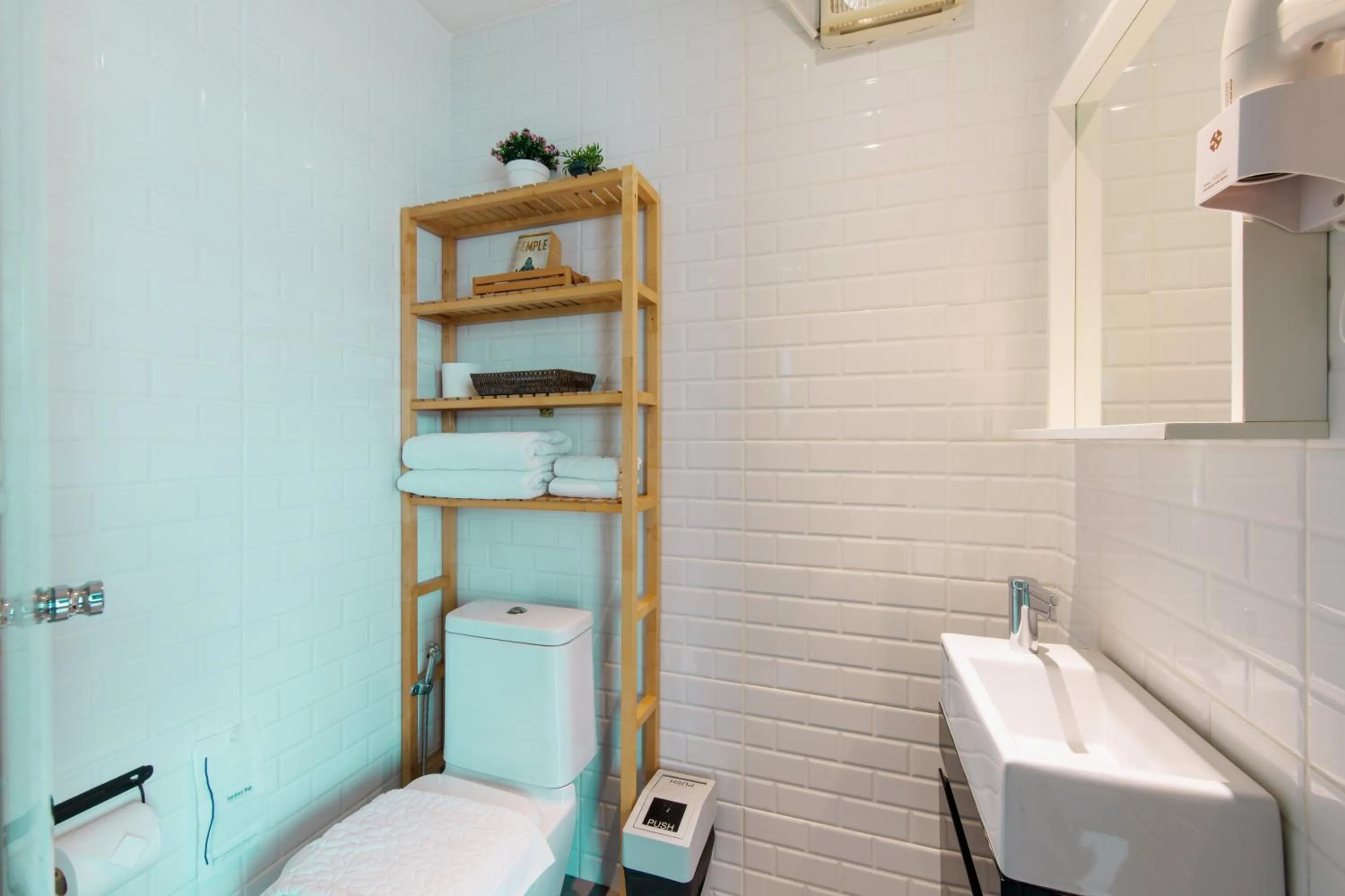 Shower in Chala Number 2 Art and Gallery