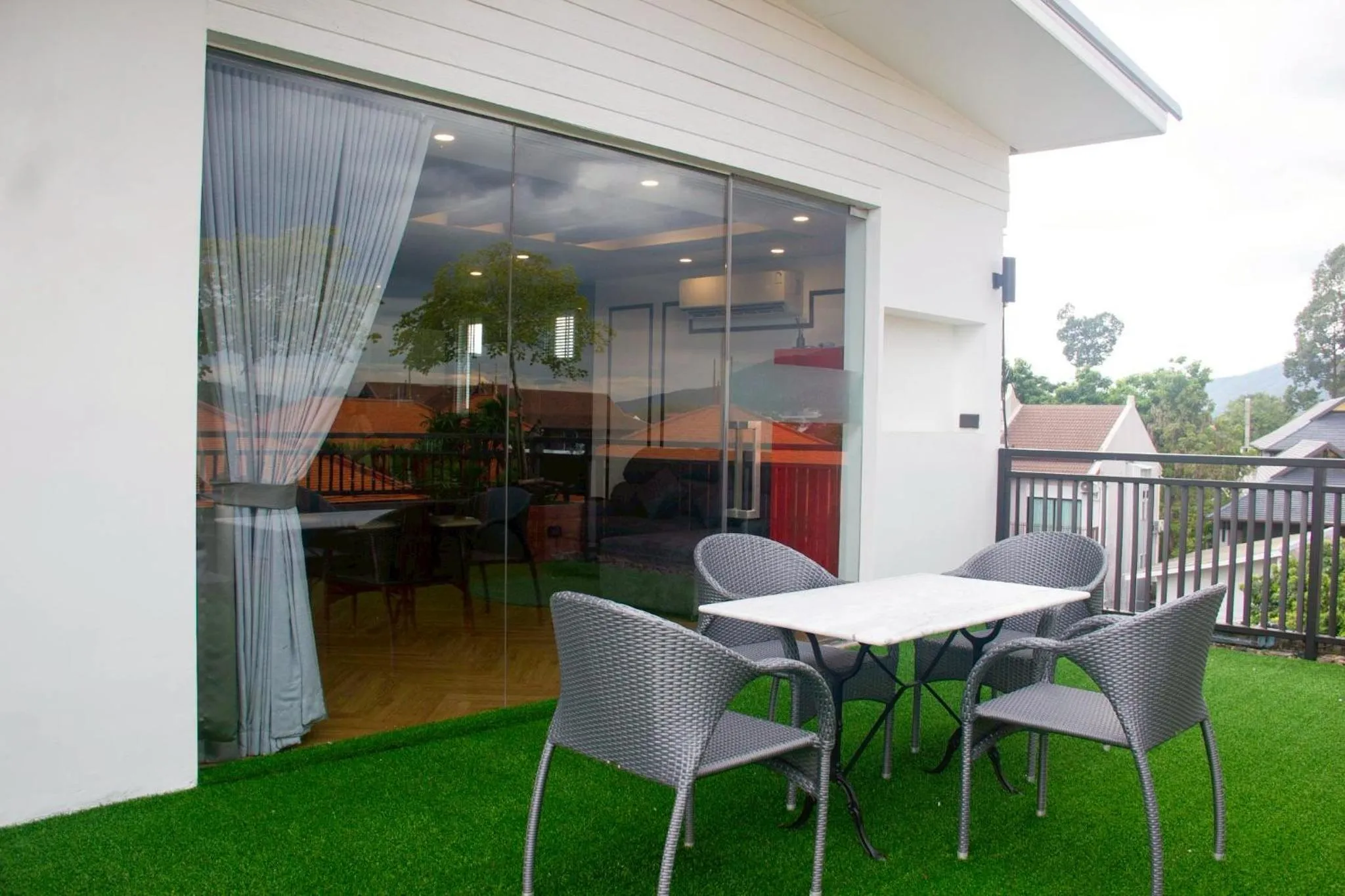 Chala Number 2 Art and Gallery