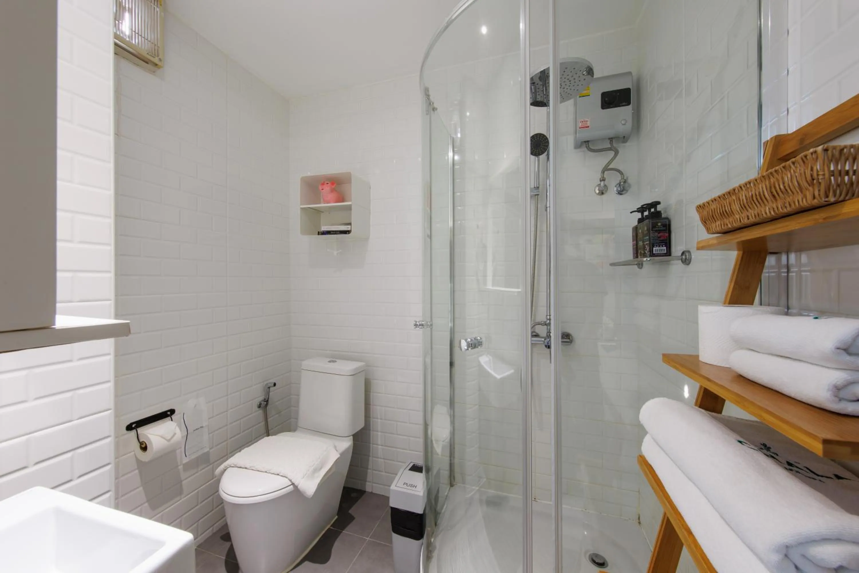 Shower in Chala Number 2 Art and Gallery