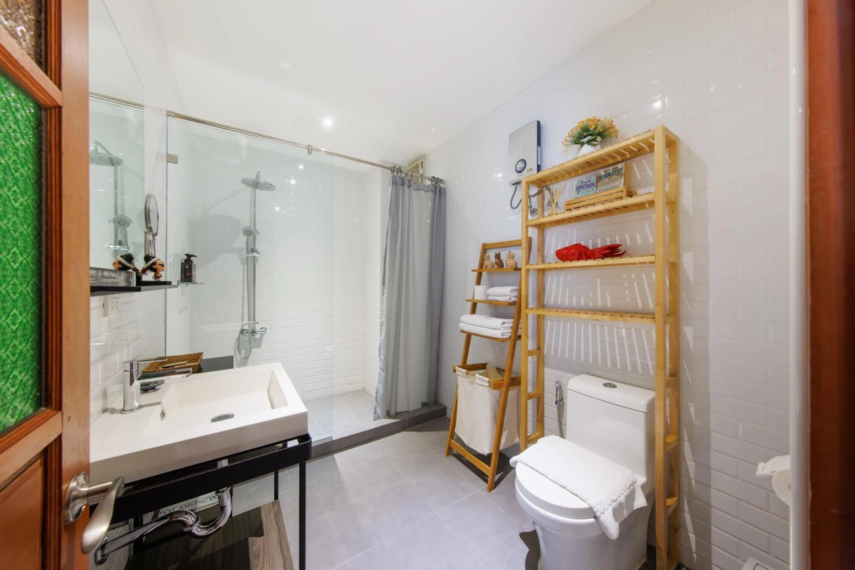 Shower in Chala Number 2 Art and Gallery