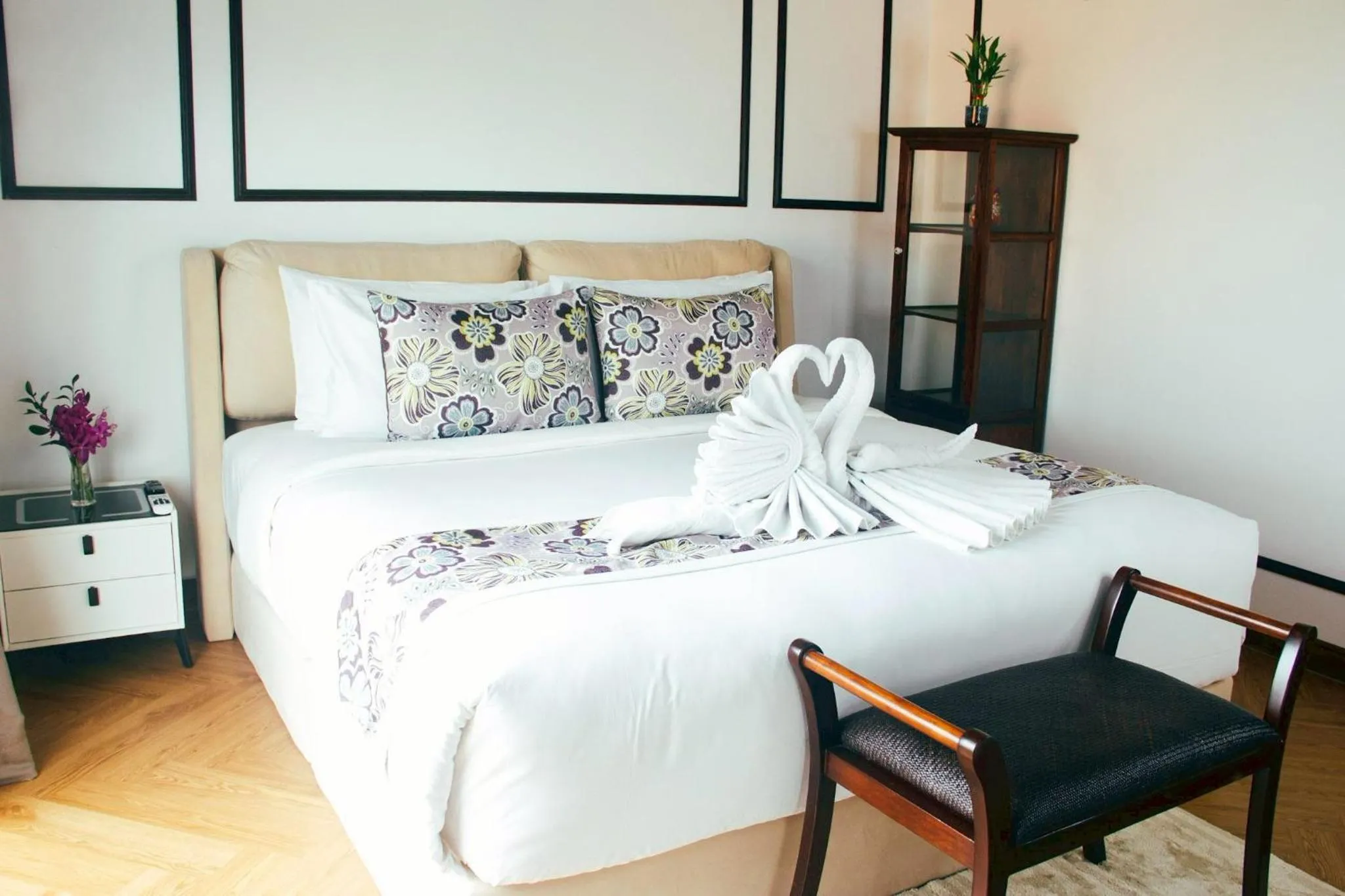 Bed in Chala Number 2 Art and Gallery