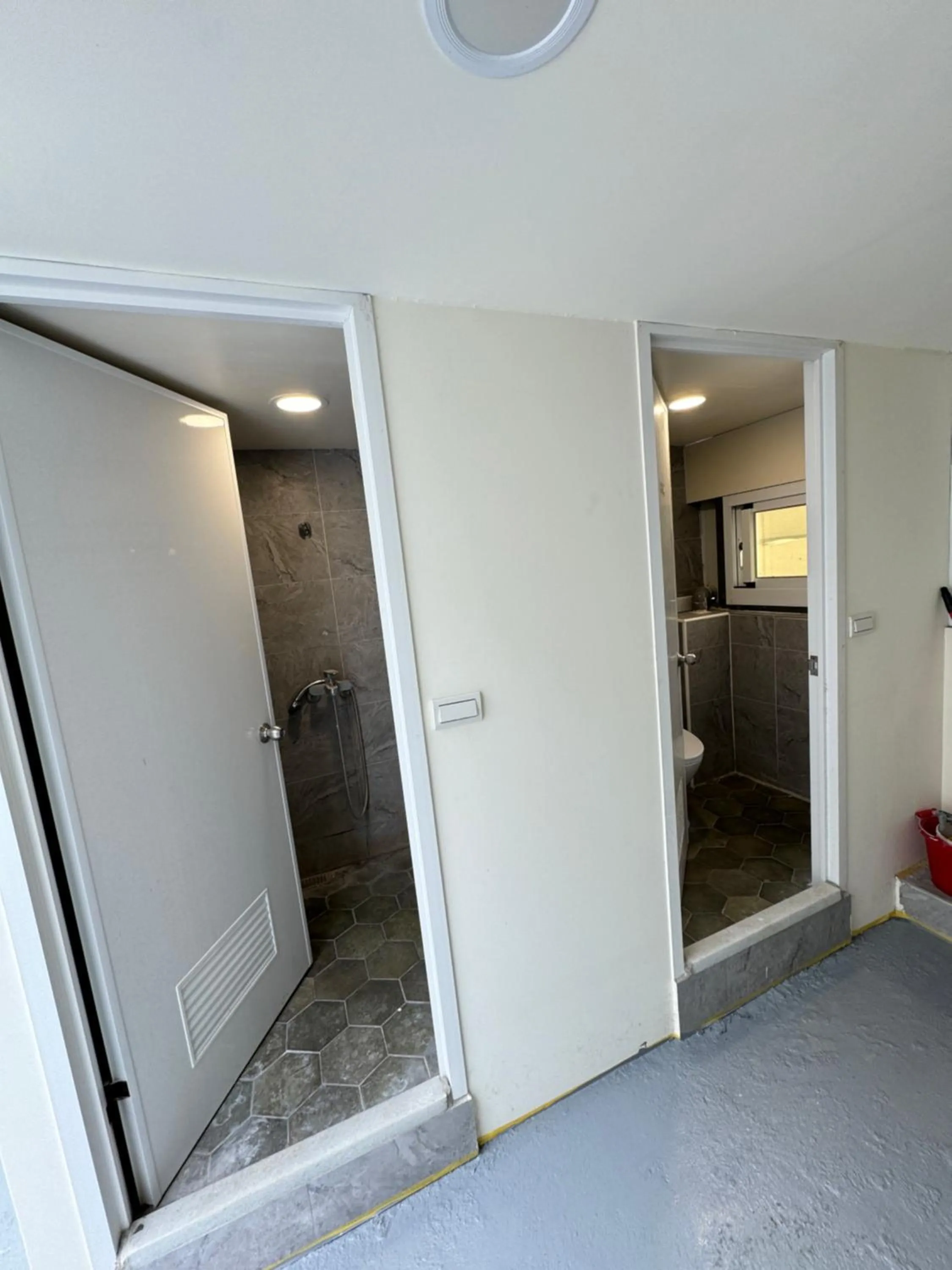 Shower in Star-Moon B&B Green Island