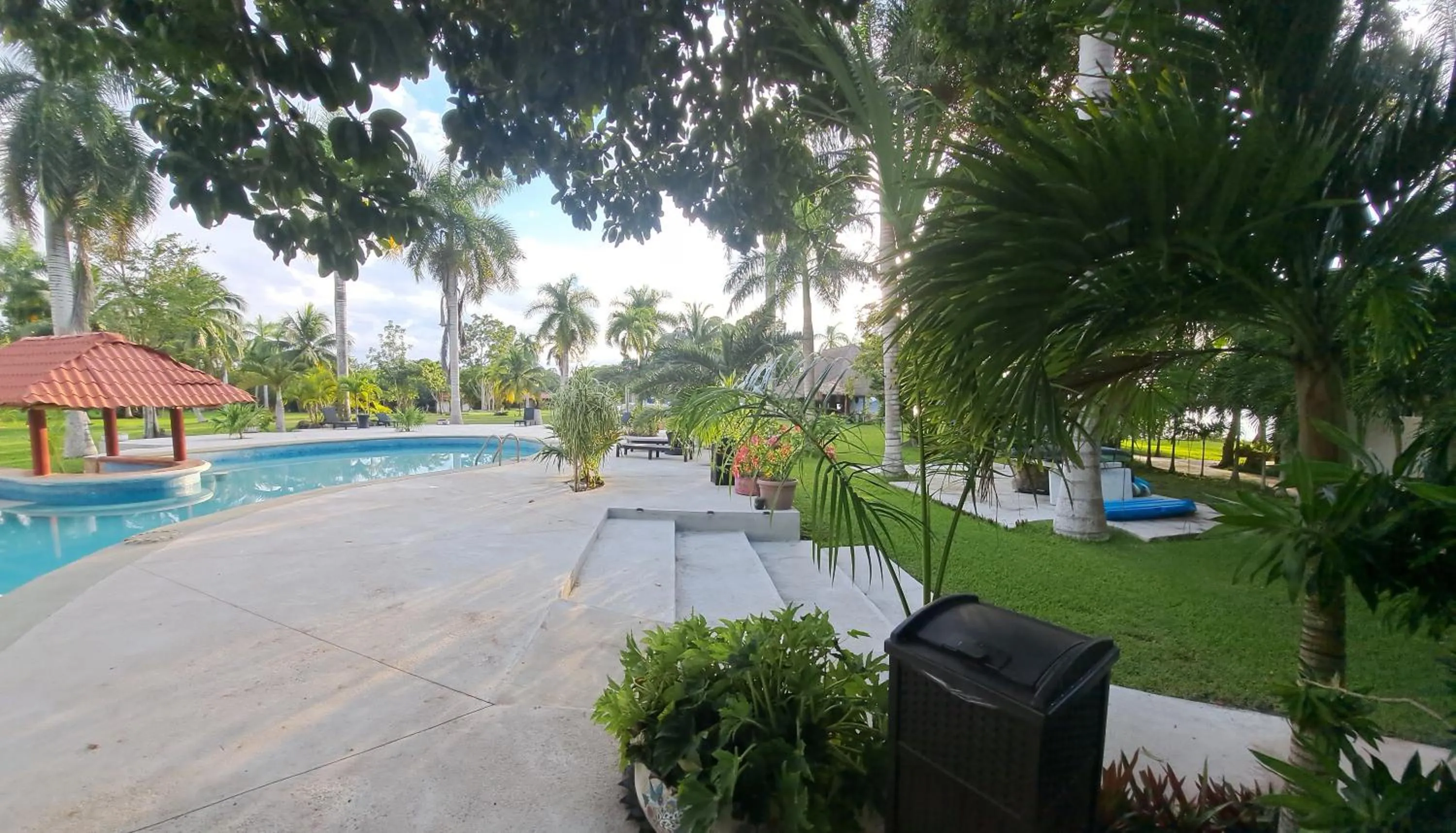 Garden in Xanthus Hotel