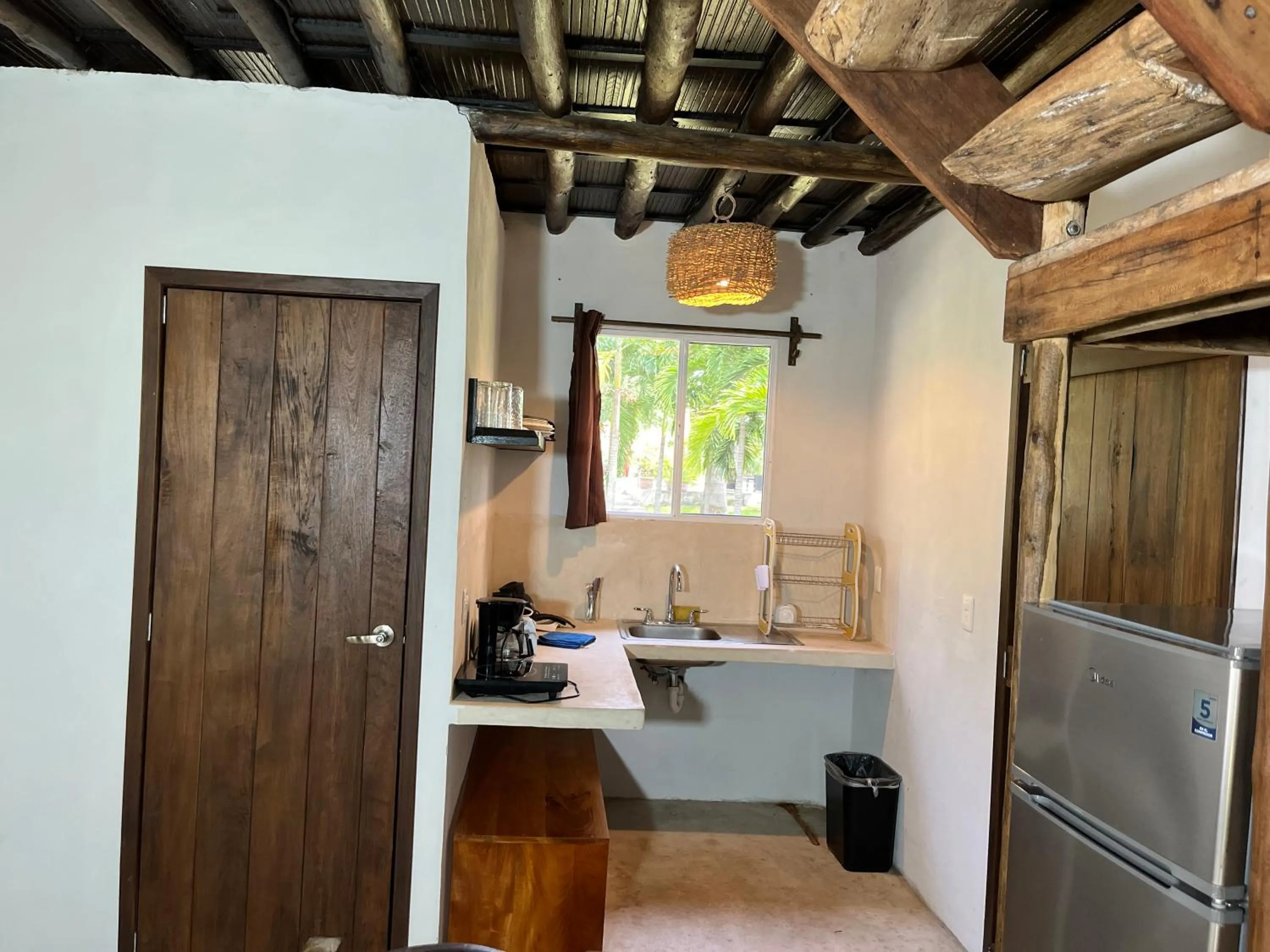 Kitchen or kitchenette in Xanthus Hotel