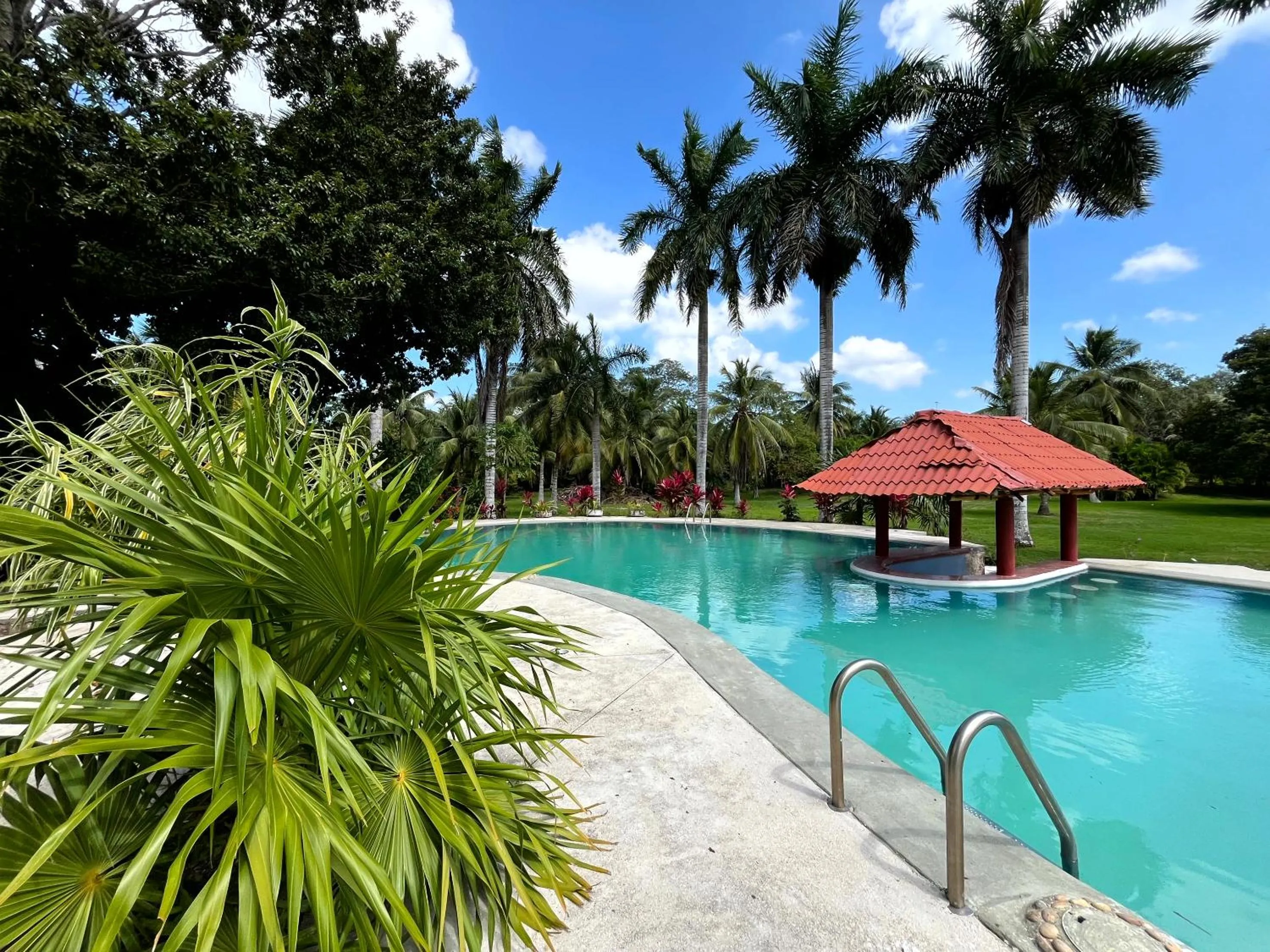 Pool view in Xanthus Hotel