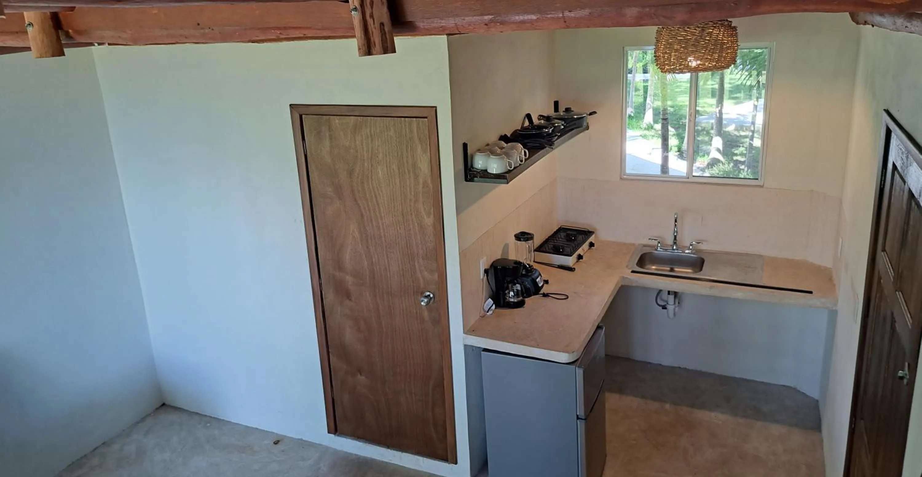 Kitchen or kitchenette in Xanthus Hotel