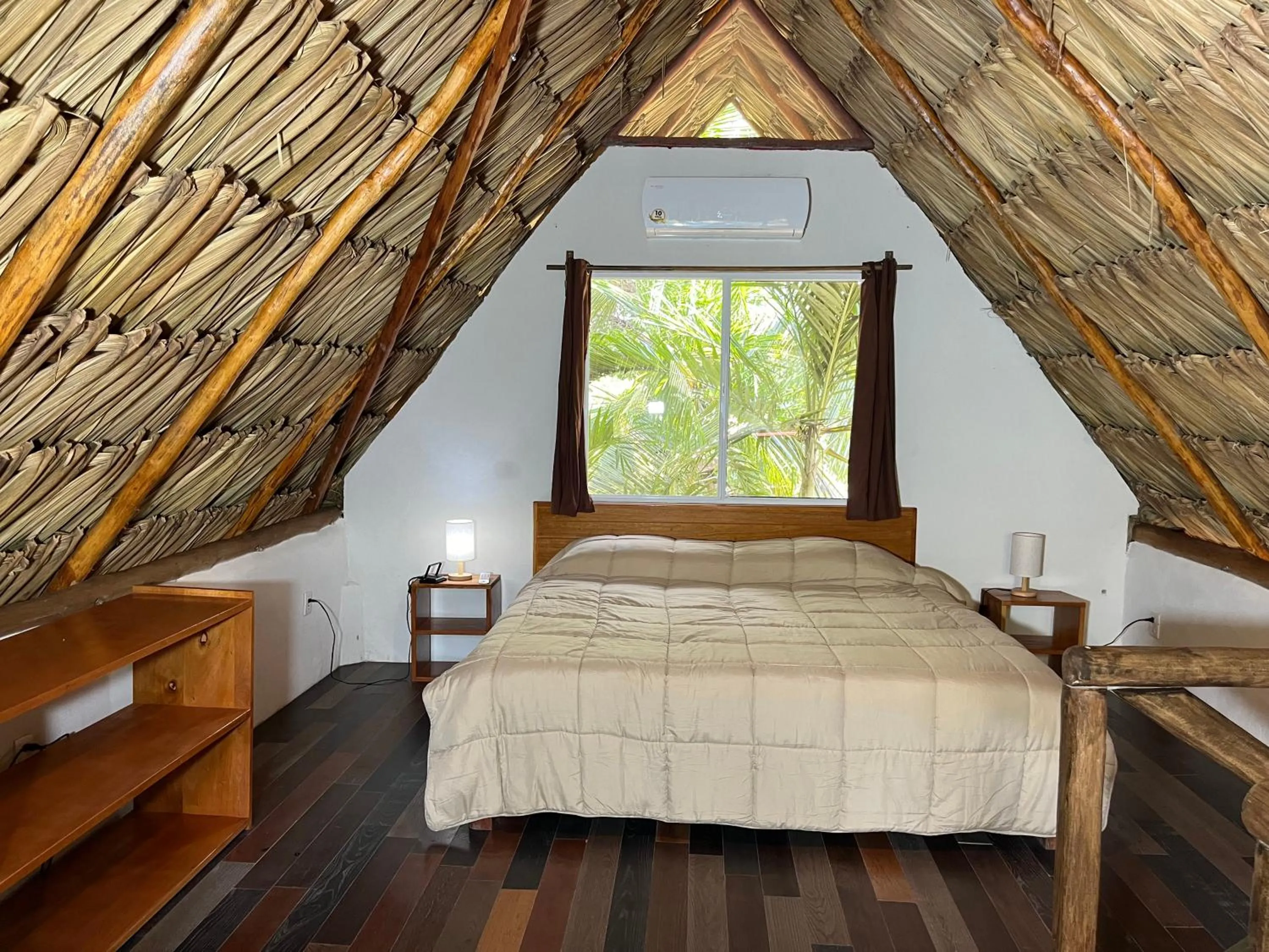 Bed in Xanthus Hotel