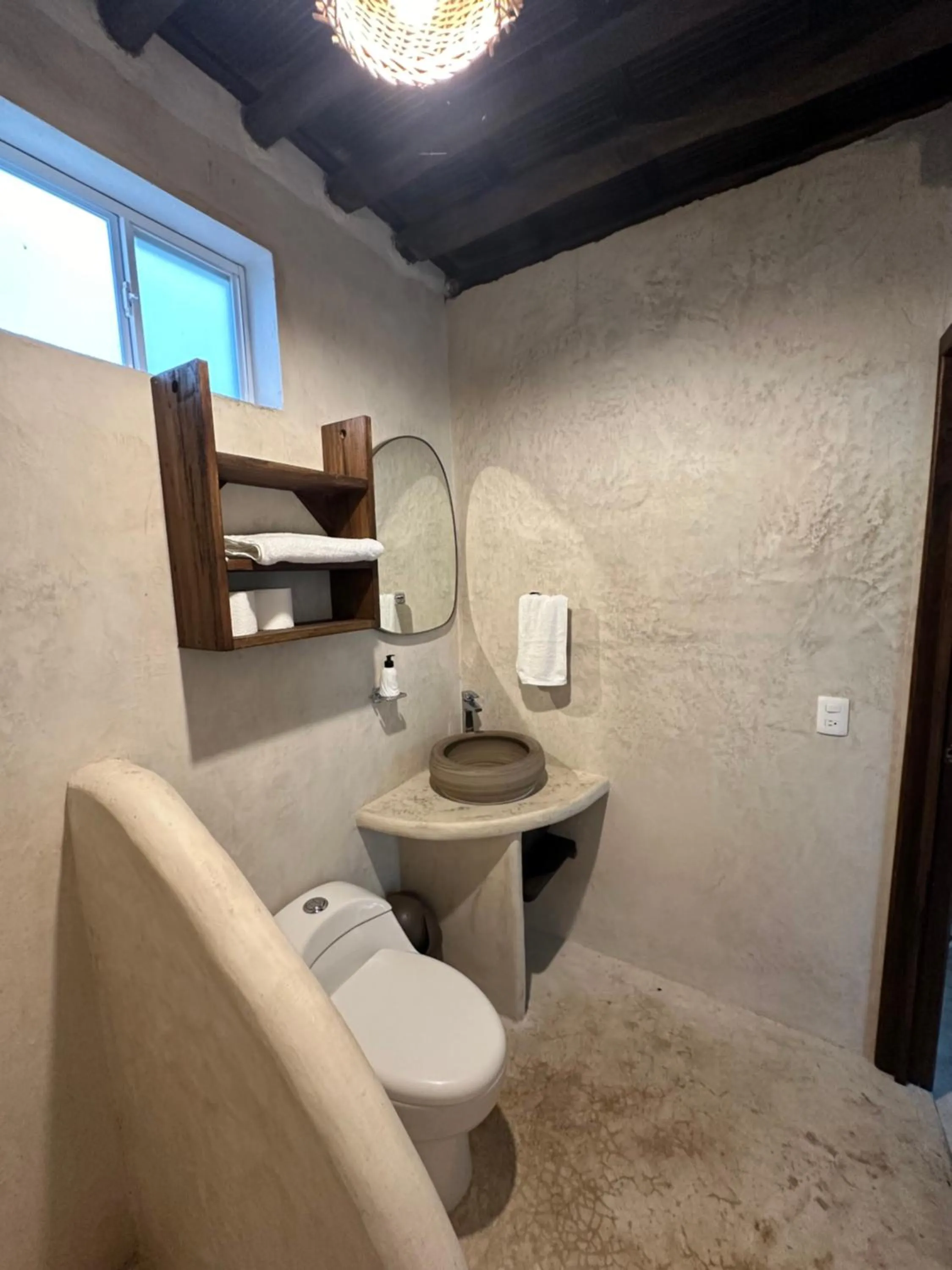 Bathroom in Xanthus Hotel