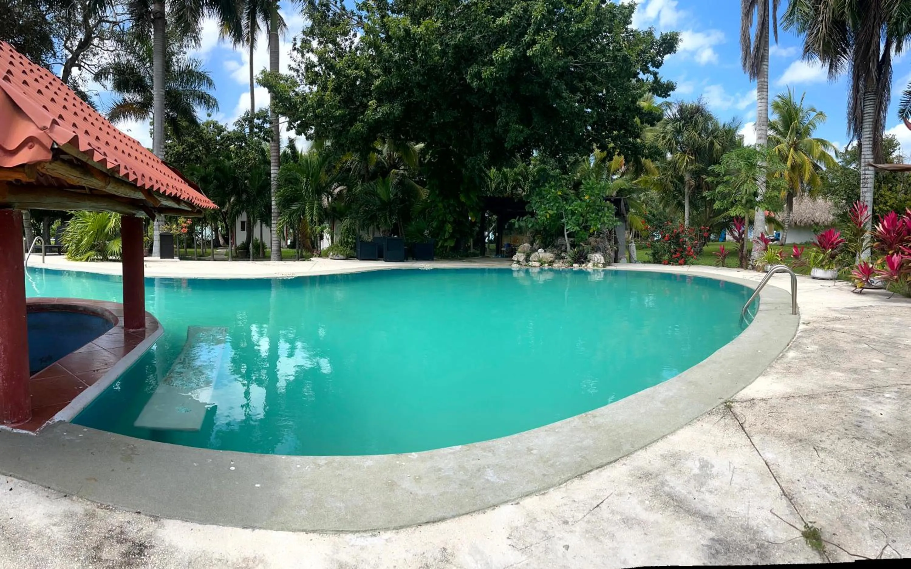 Pool view in Xanthus Hotel