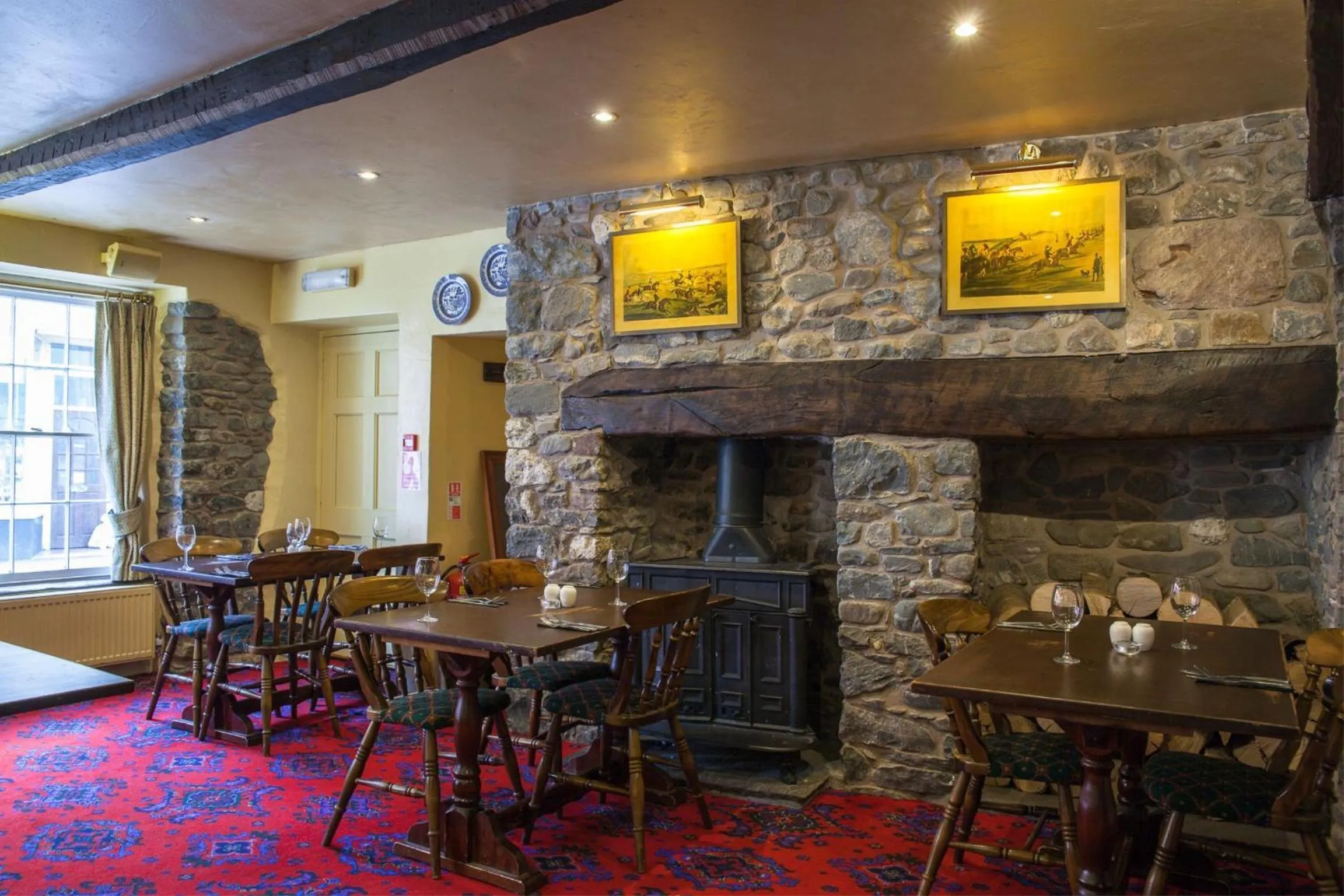 Restaurant/places to eat in The Kings Head Inn