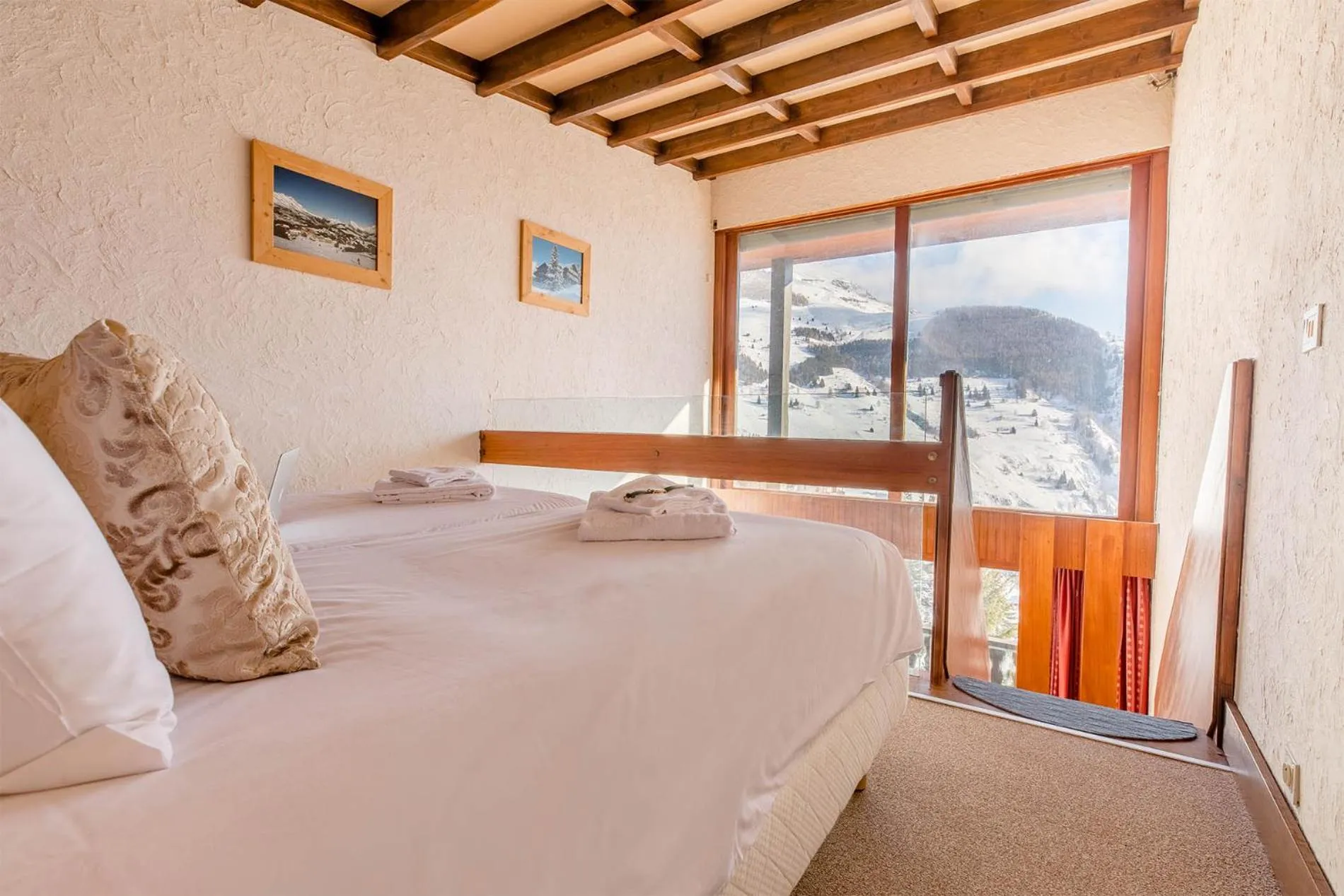 Bedroom, Bed in Madame Vacances Hôtel et Spa Ibiza