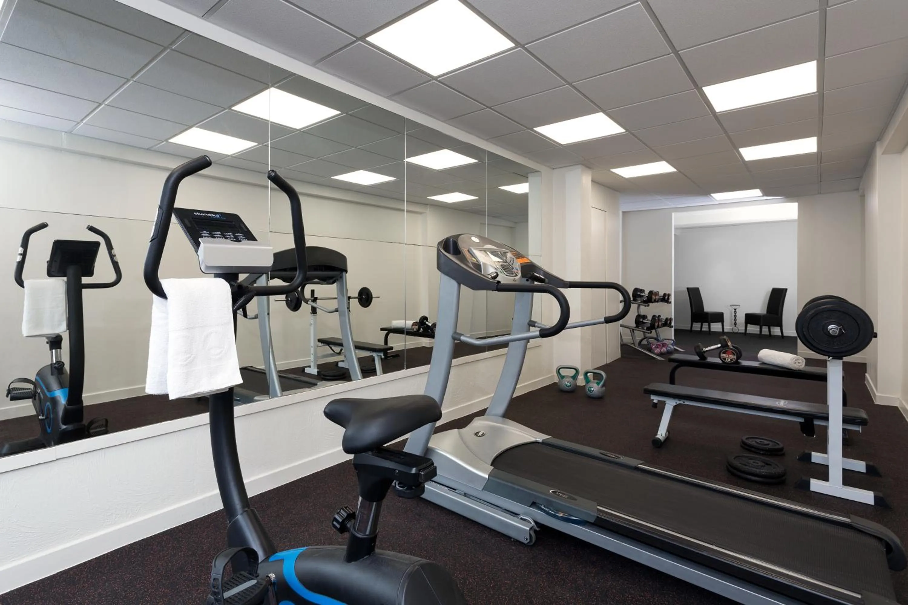 Fitness centre/facilities in Madame Vacances Hôtel et Spa Ibiza