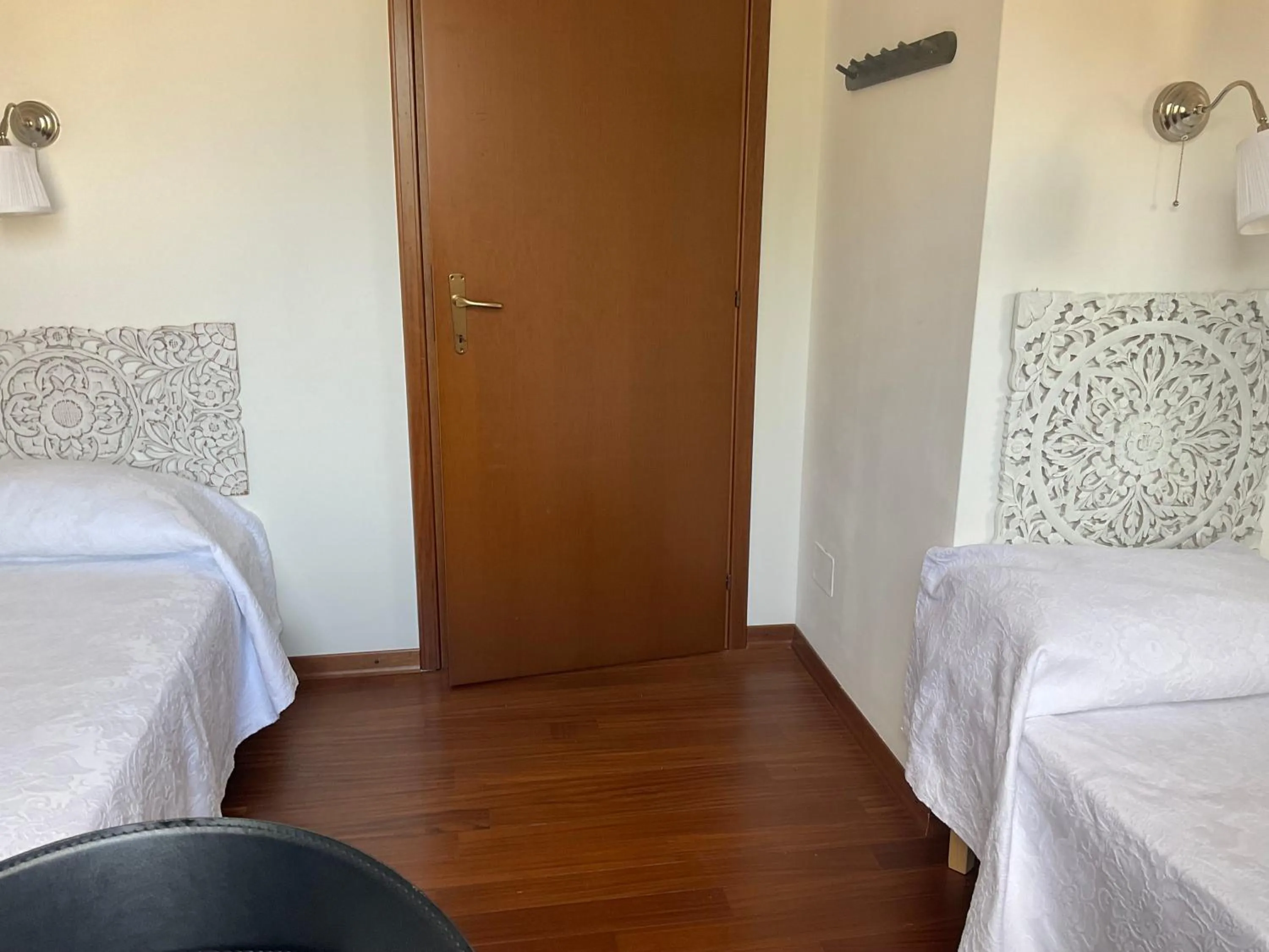 Seating area, Bed in Rana B&B