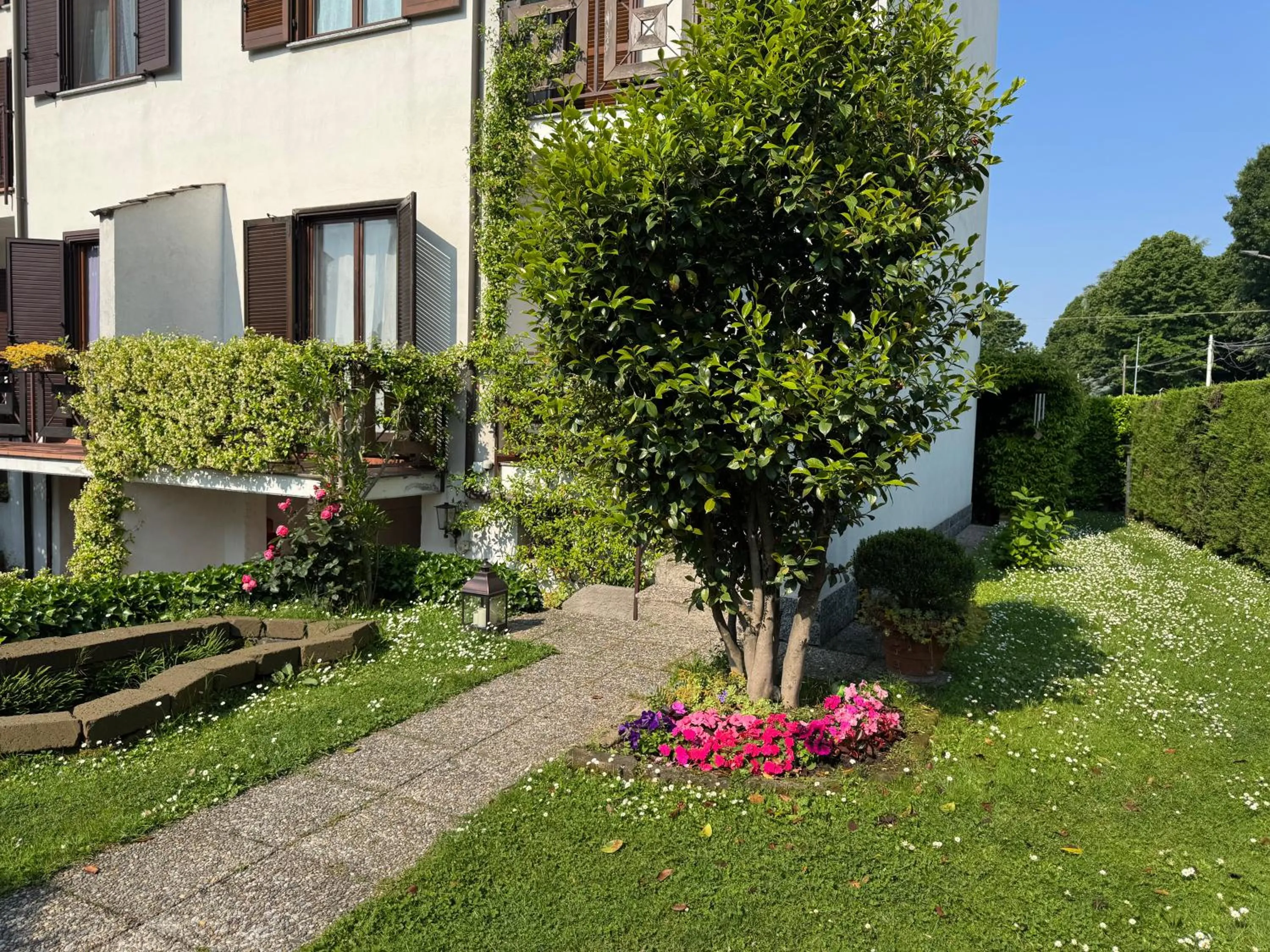 Garden view in Rana B&B