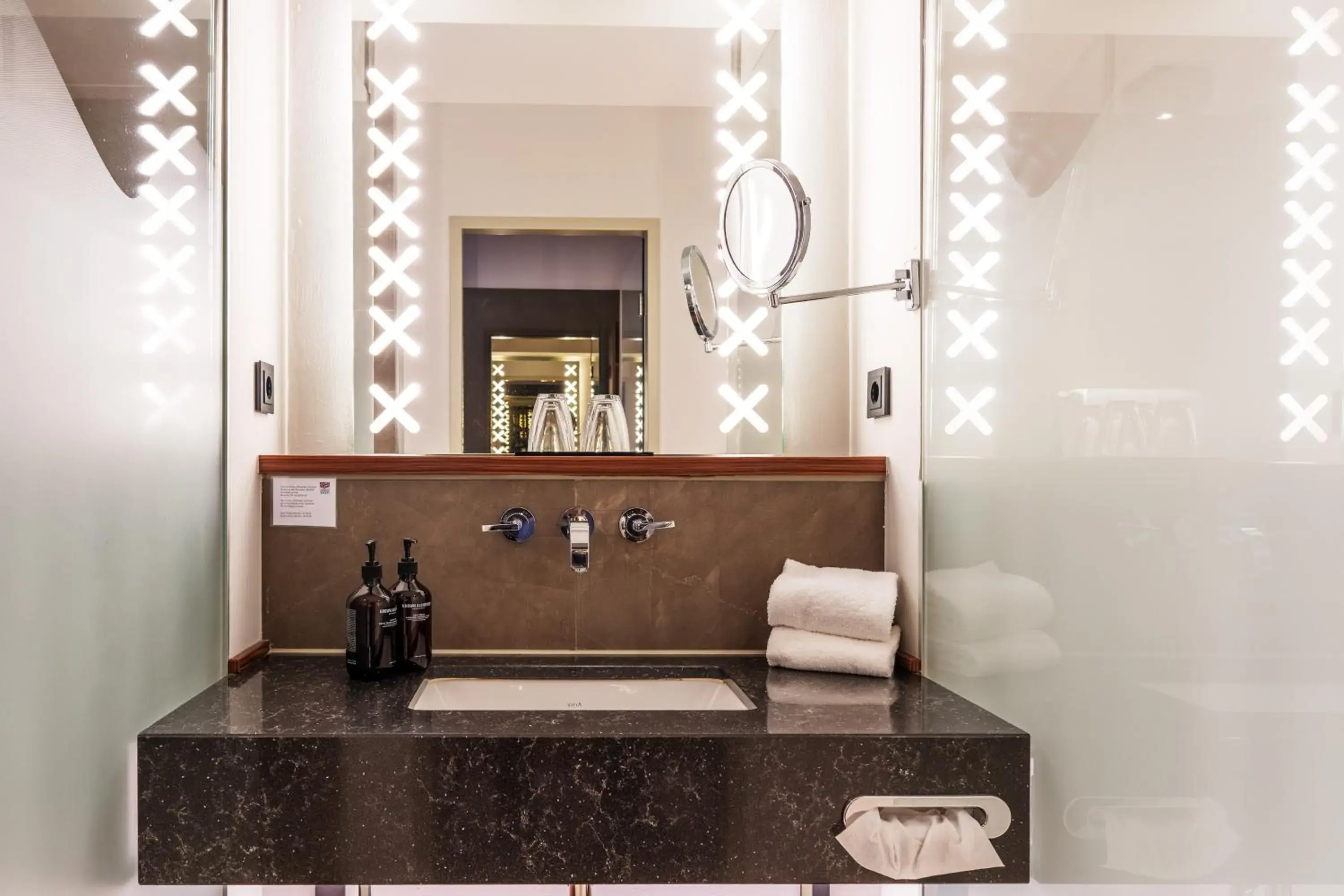 Deluxe Double or Twin Room with Balcony in Thehotel at LIPPISCHER HOF Deluxe Double or Twin Room with Balcony in Thehotel at LIPPISCHER HOF