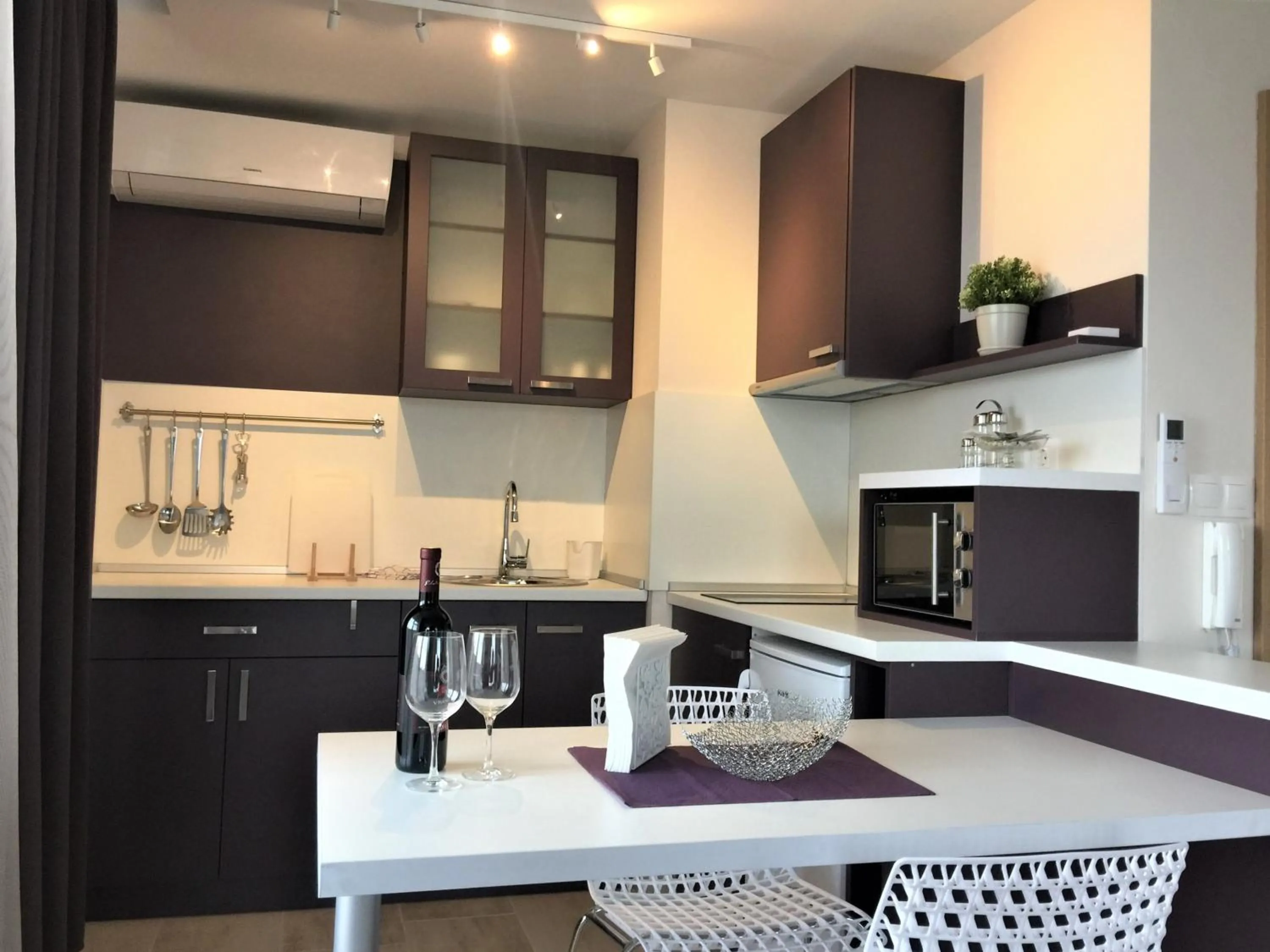 Kitchen or kitchenette in Sky Apartments