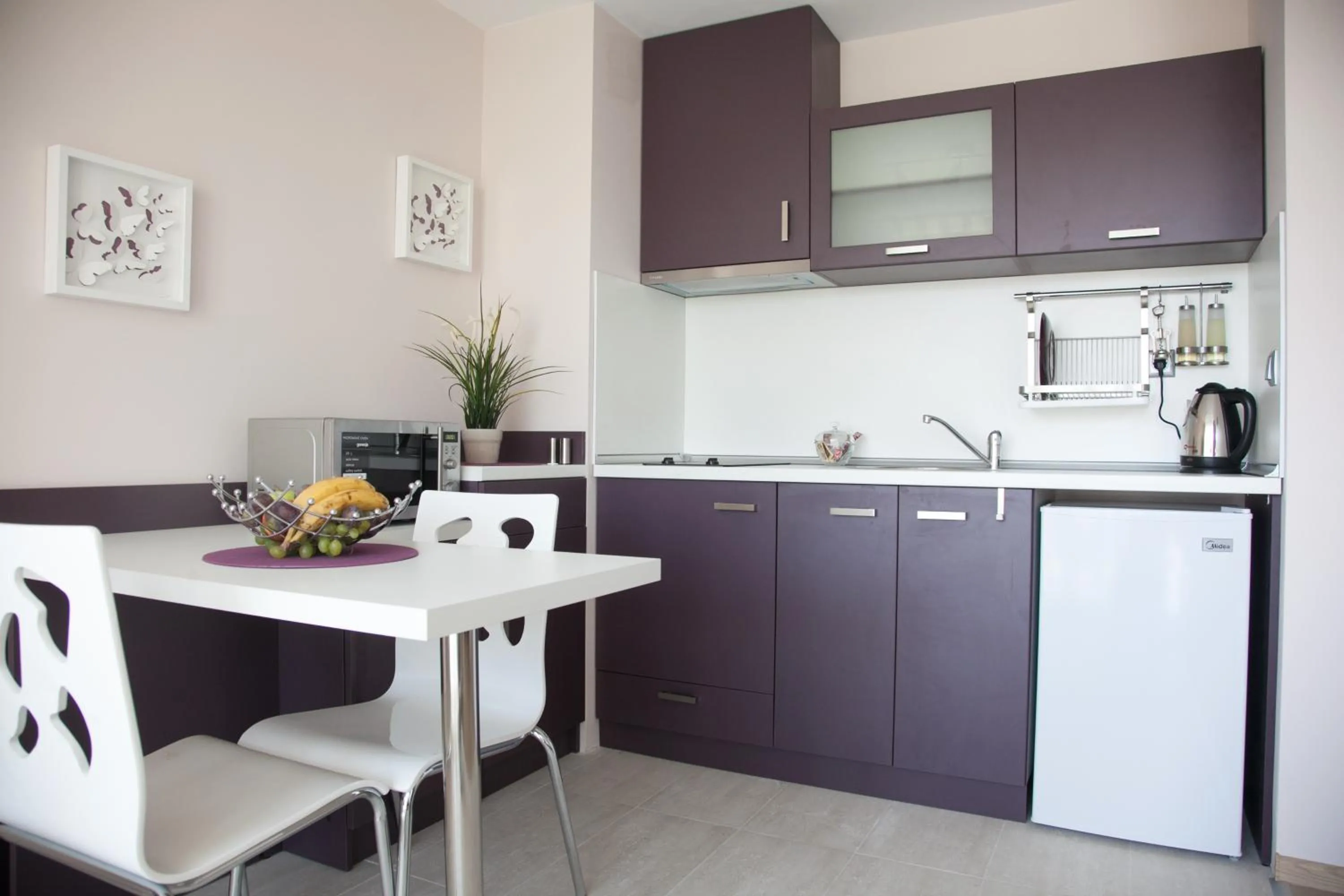Kitchen or kitchenette in Sky Apartments