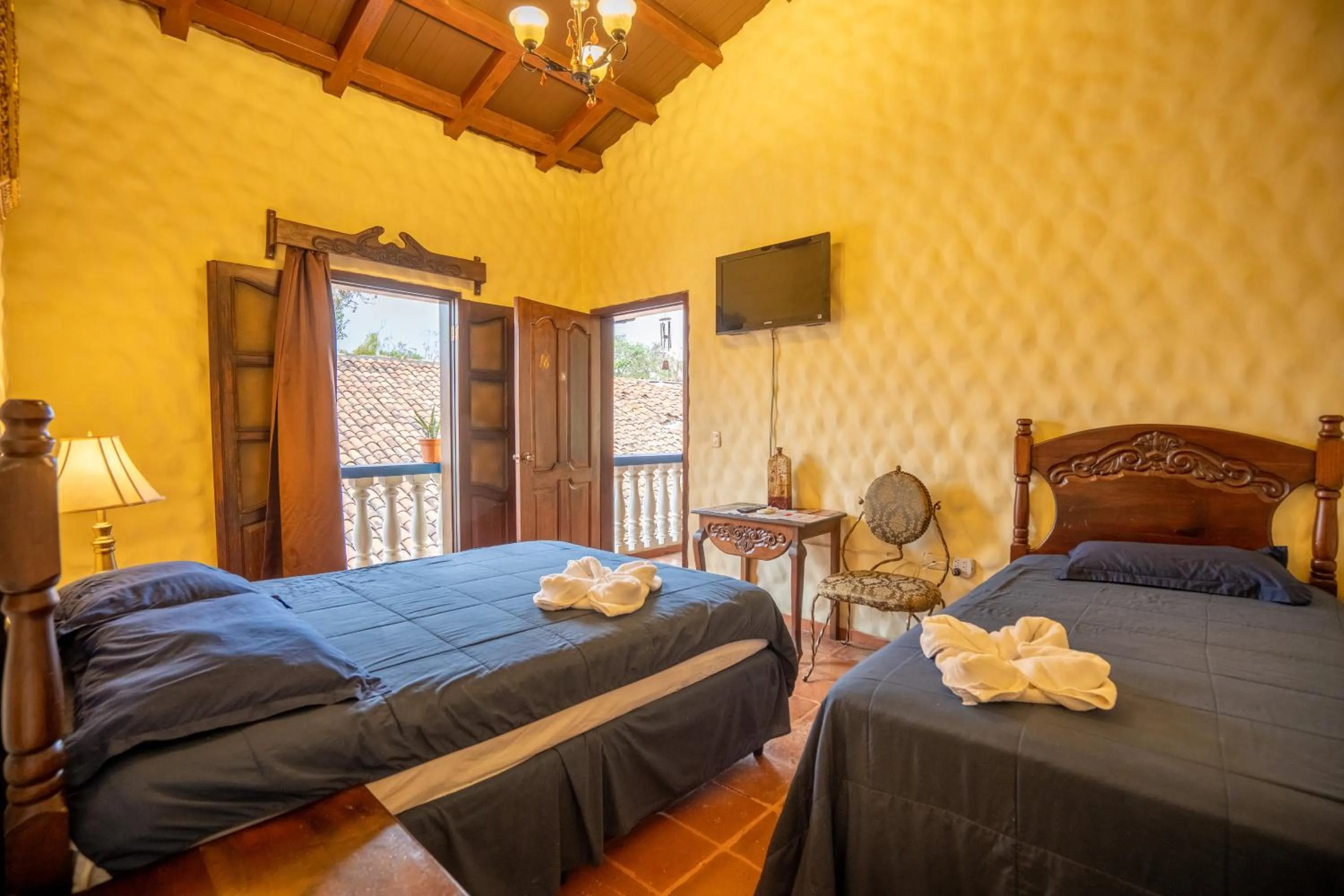 Bed in Hotel Caxa Real