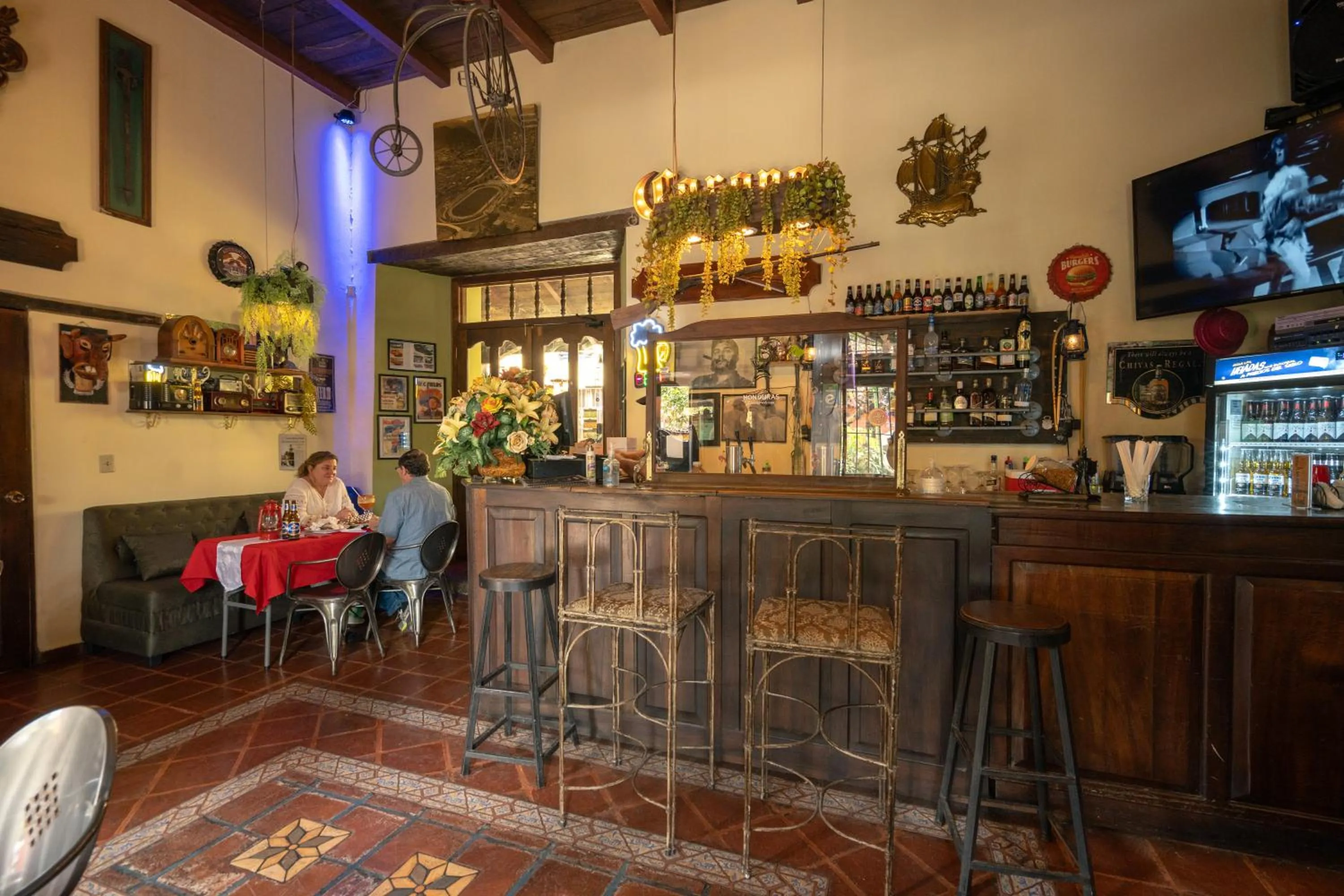 Restaurant/places to eat in Hotel Caxa Real