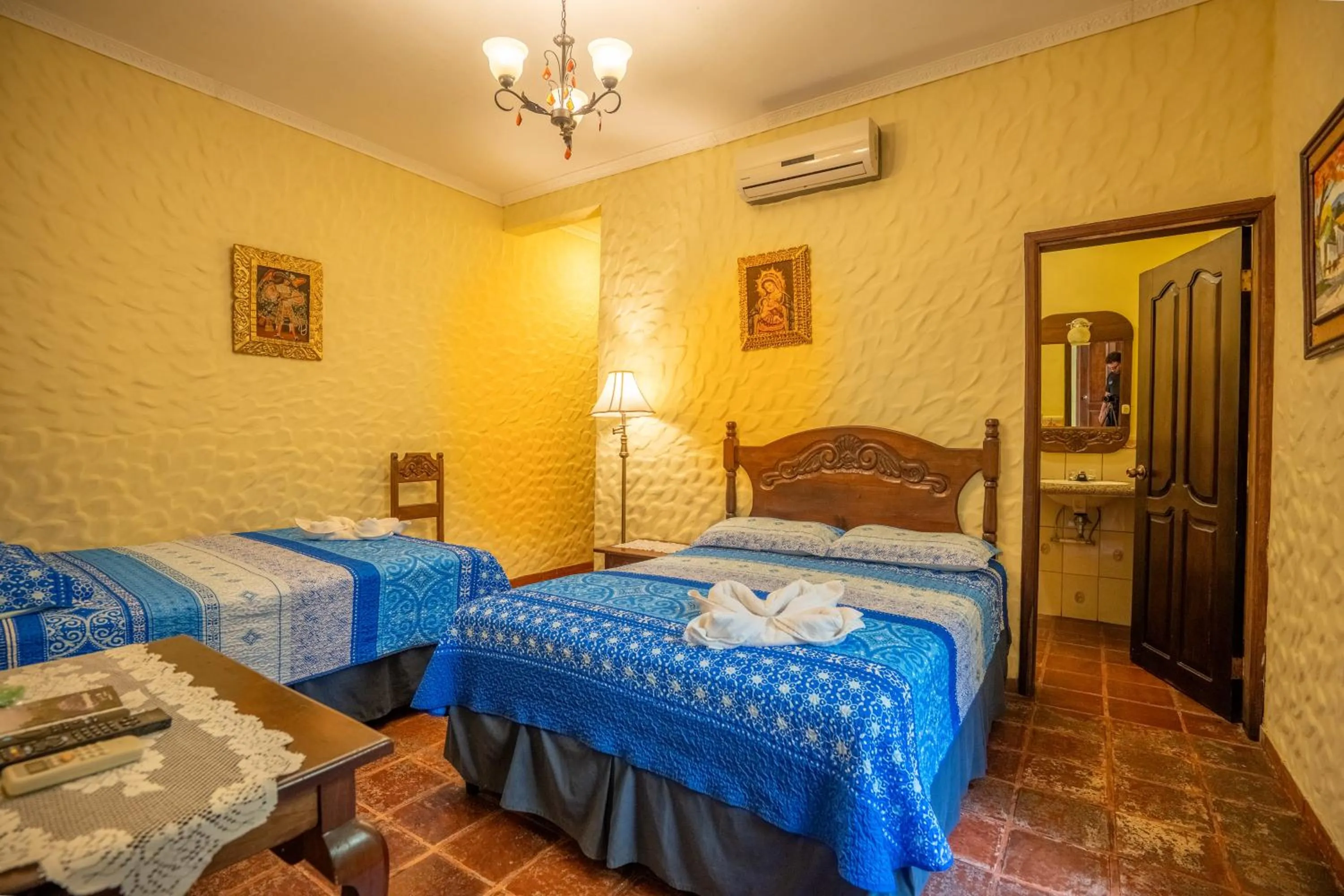 Bed in Hotel Caxa Real