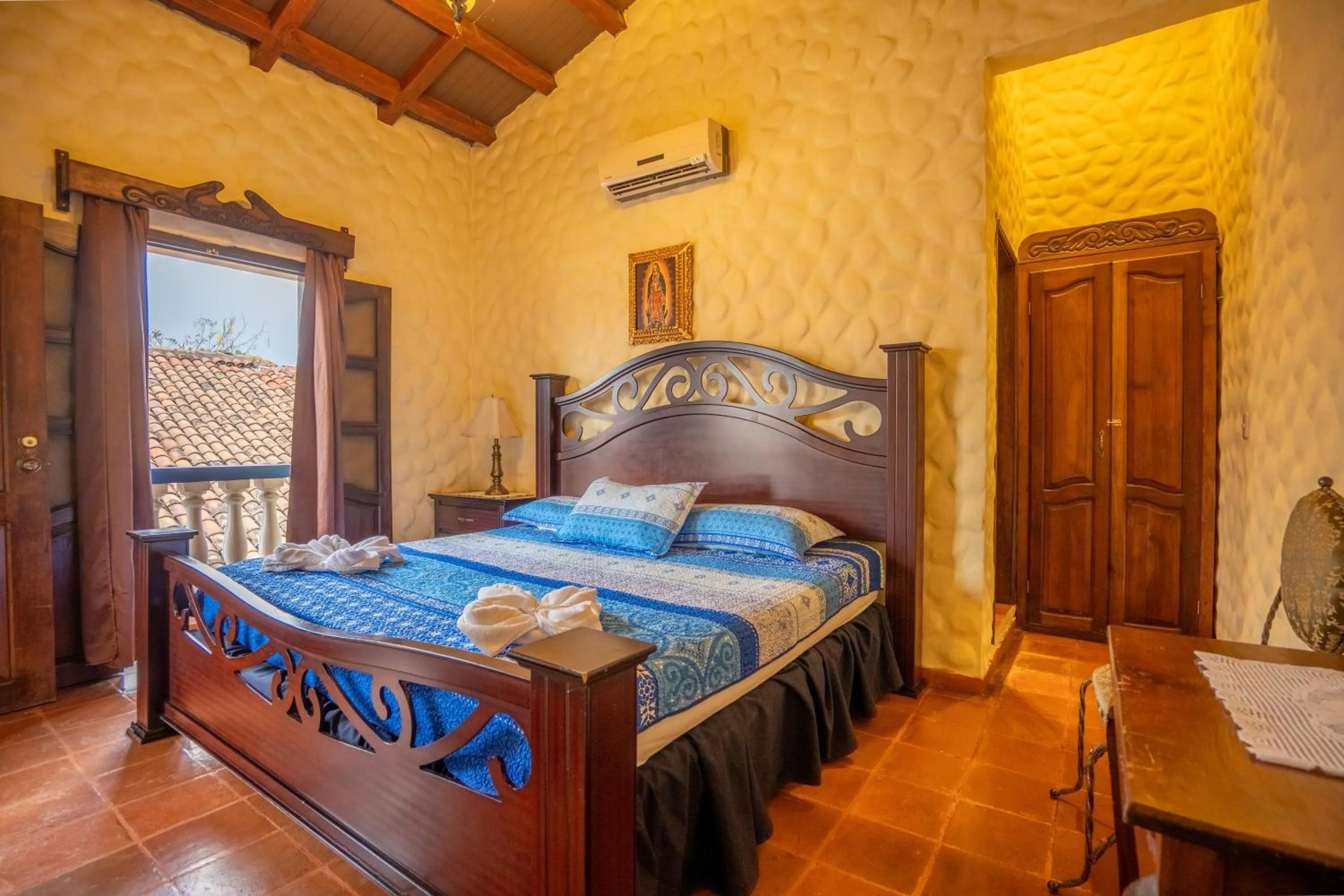 Bed in Hotel Caxa Real