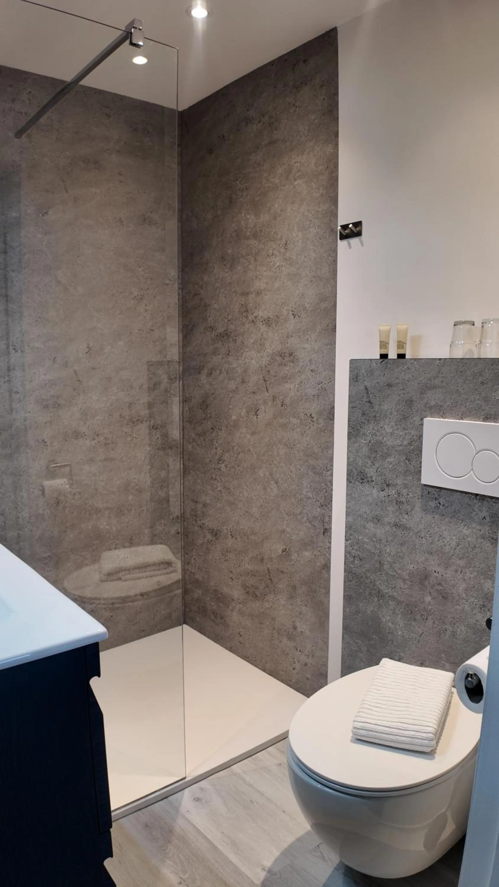 Shower in Hotel De Lange Akker