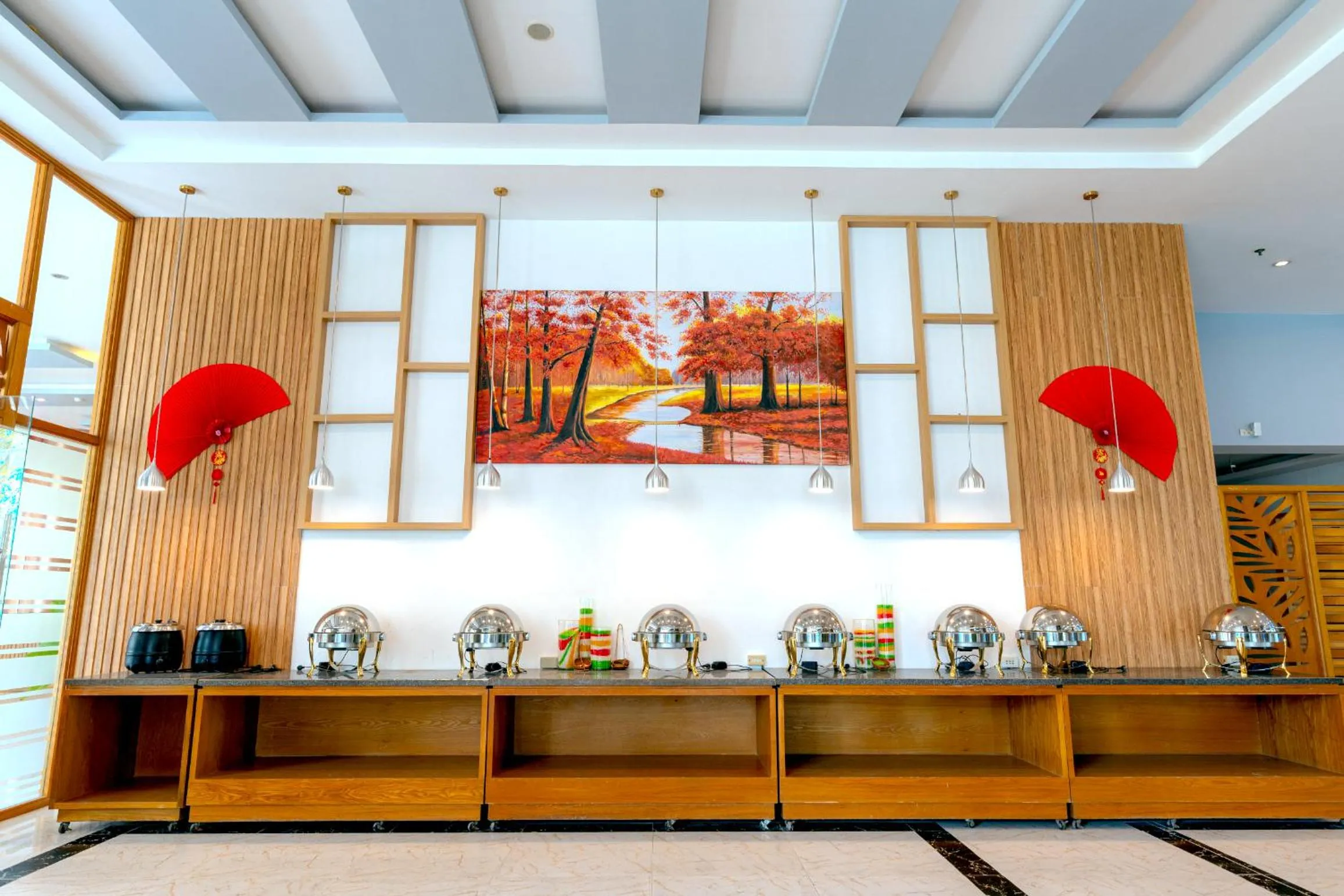 Restaurant/places to eat in Ocean Waves Resort Cam Ranh