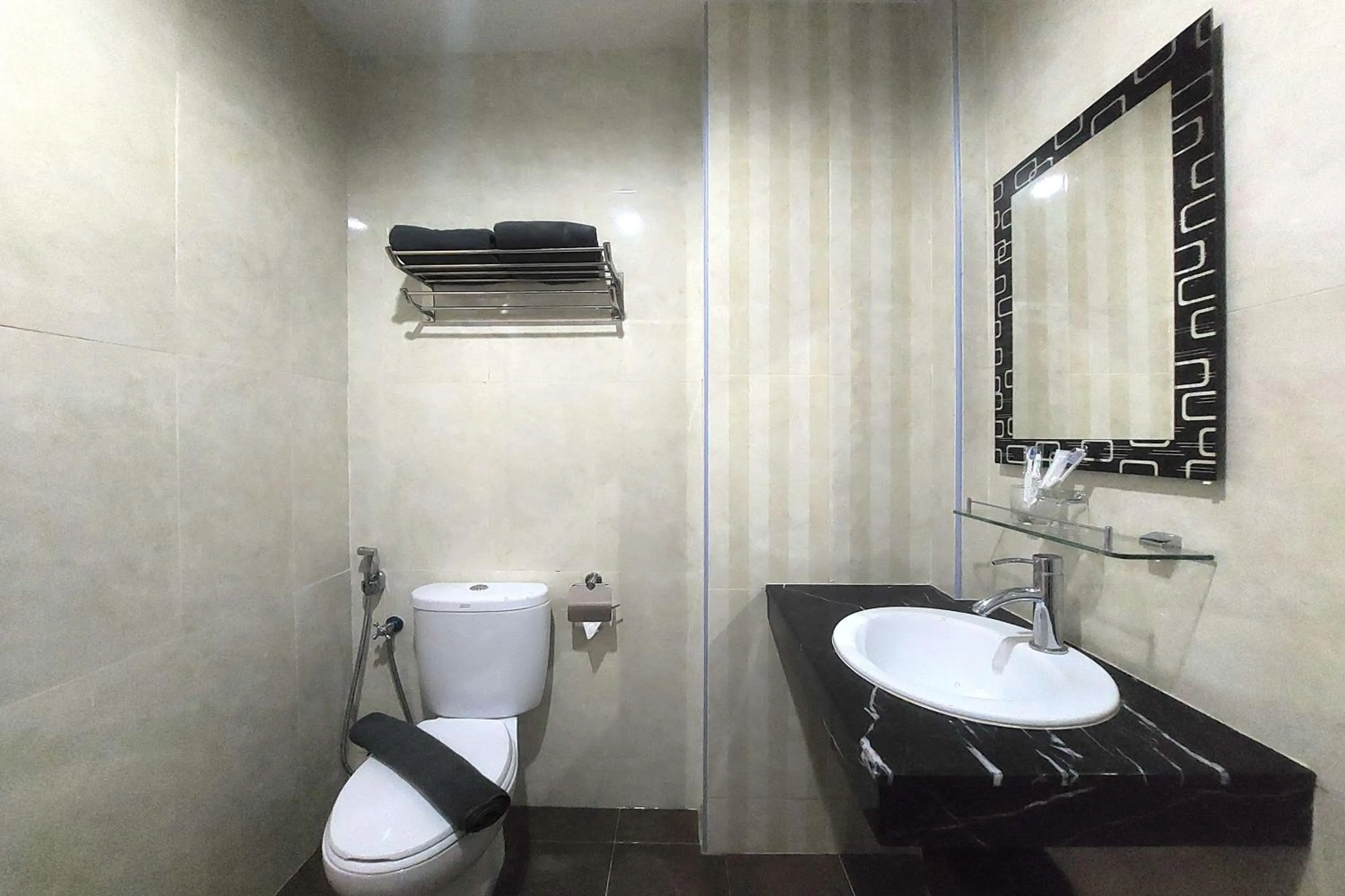 Bathroom in D'MERLION HOTEL