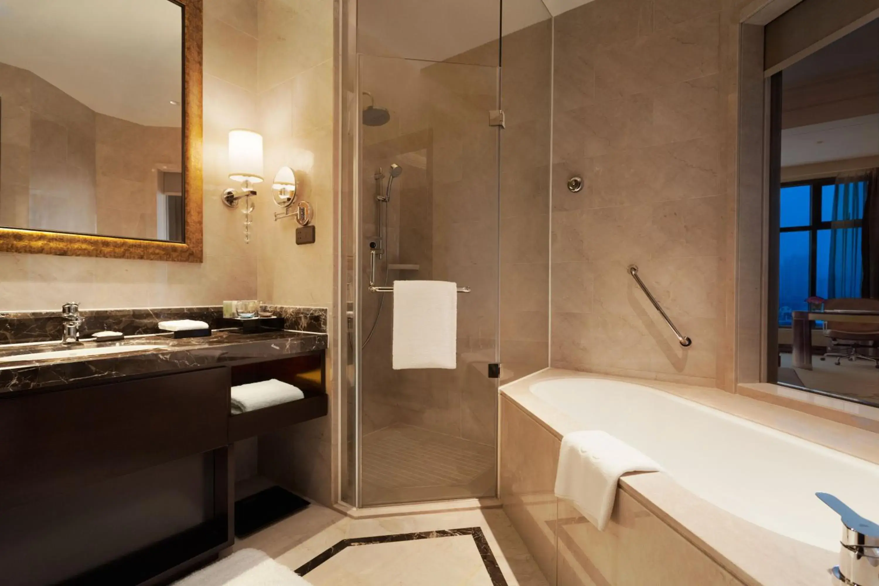 Premier Twin Room in Wyndham Grand Xi'an South Premier Twin Room in Wyndham Grand Xi'an South