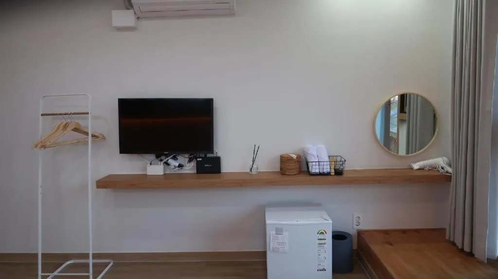 38th Street Guesthouse