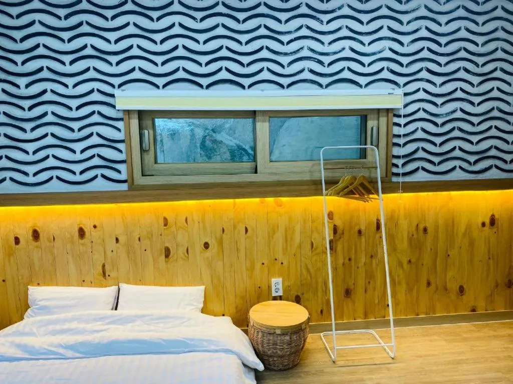 Bed in 38th Street Guesthouse