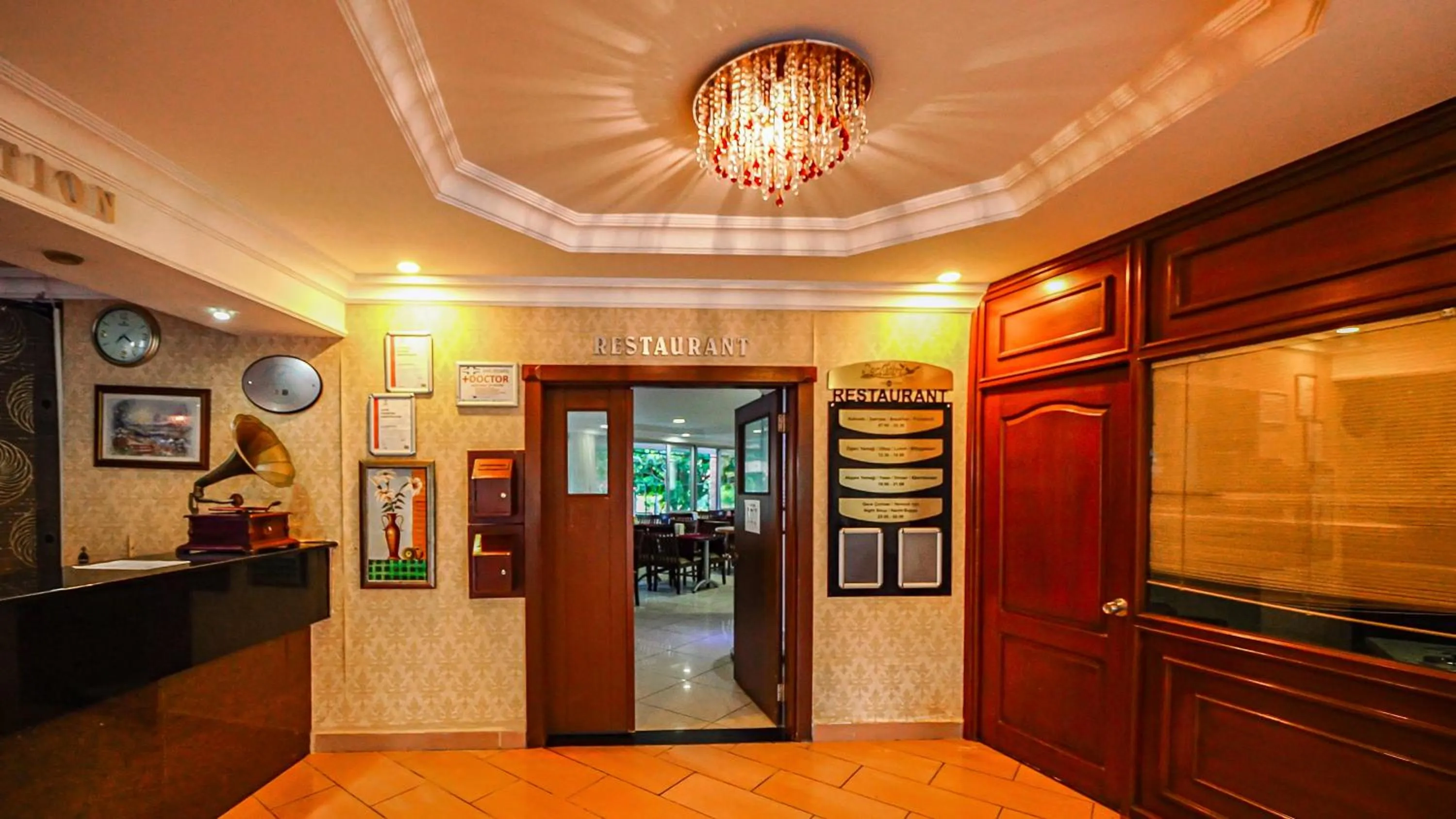 Lobby or reception in SEA BIRD BEACH