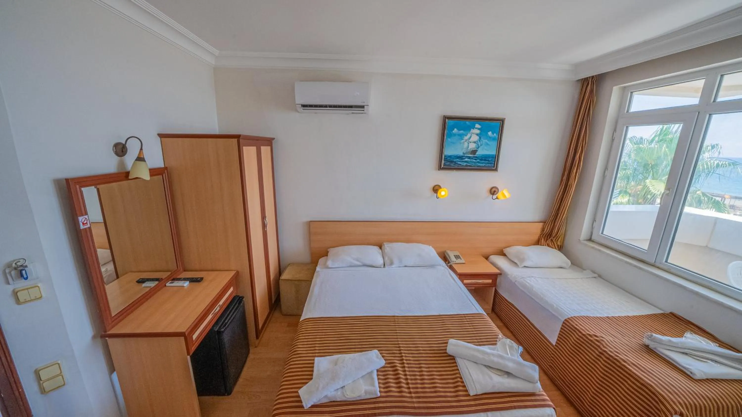 Bed in SEA BIRD BEACH