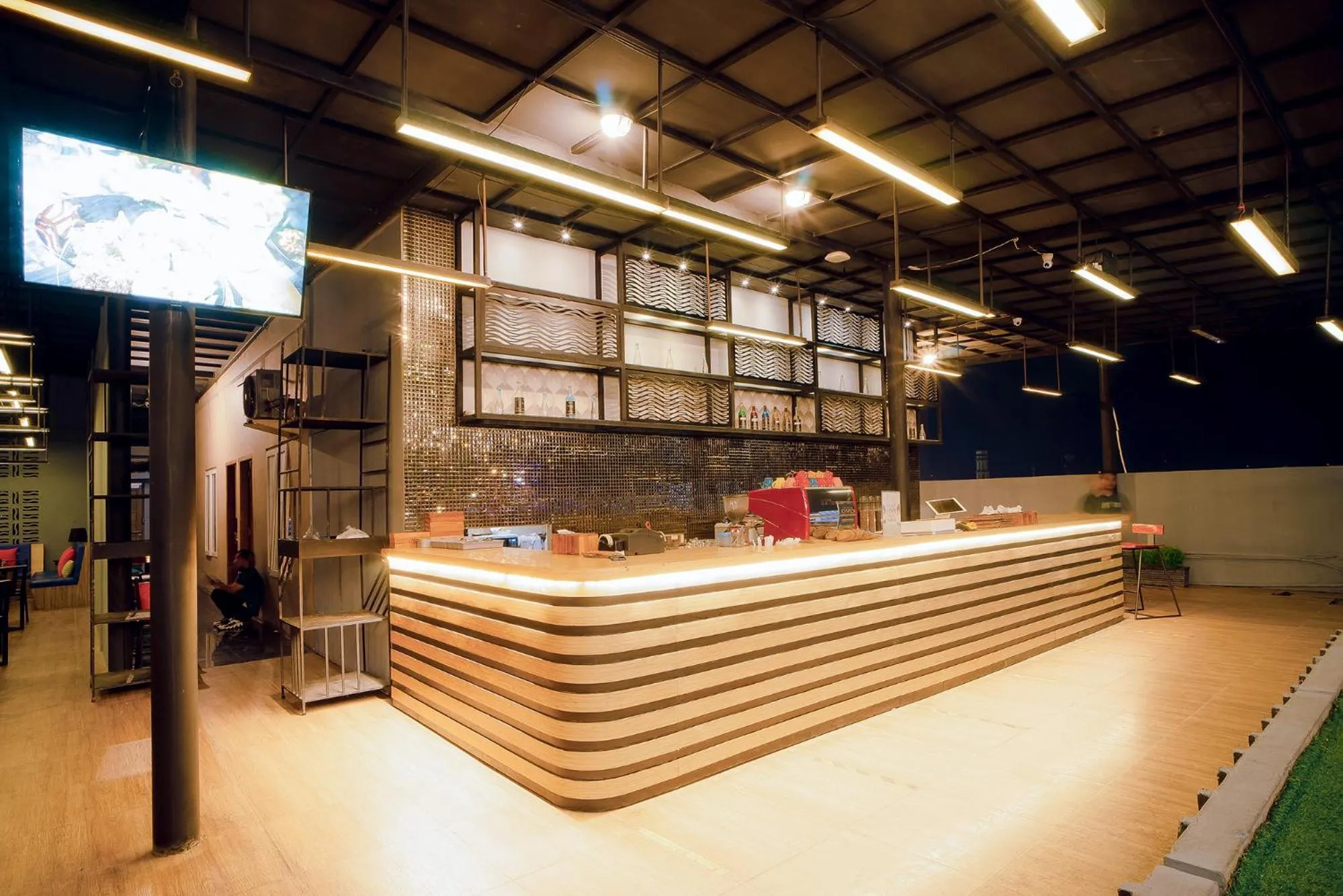 Lounge or bar in Portola Grand Arabia Hotel