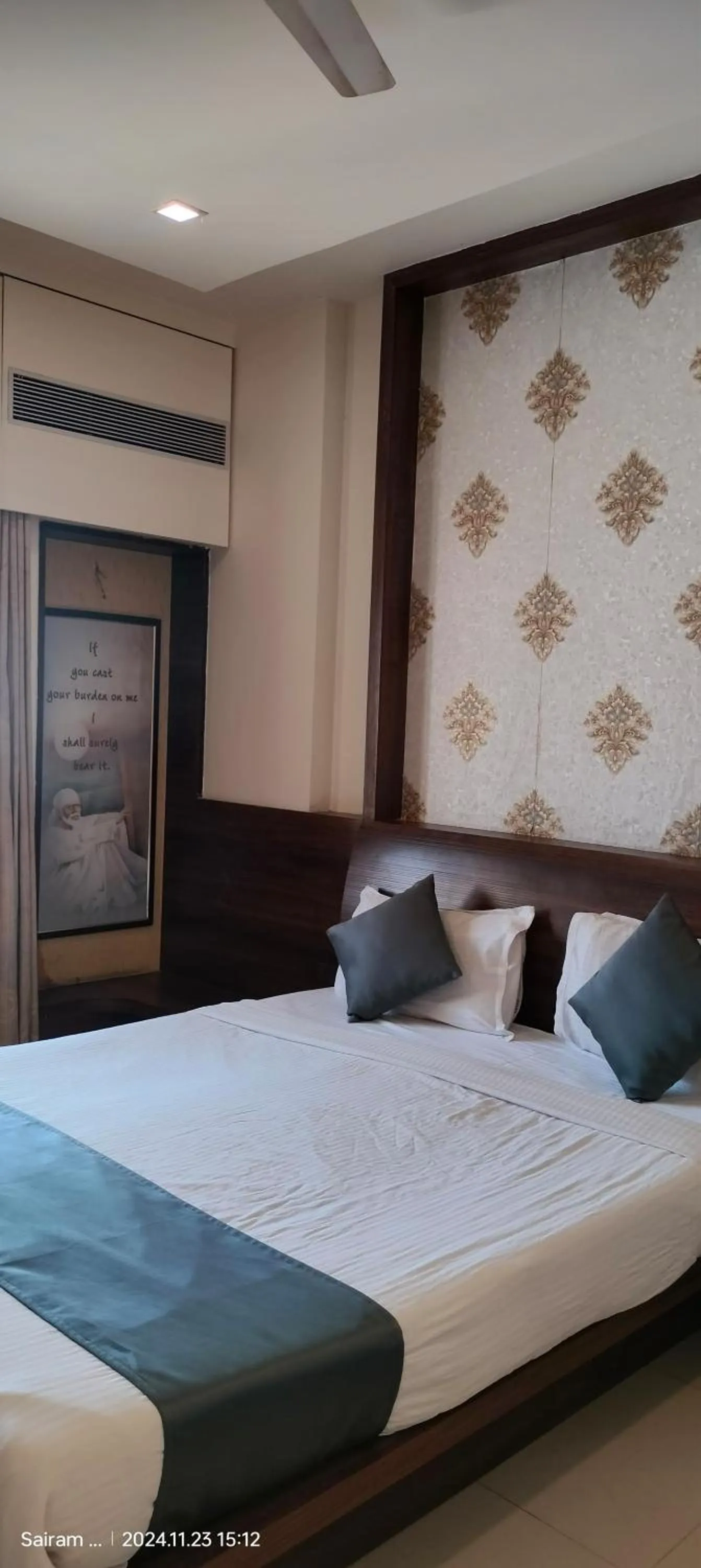 Bedroom, Bed in Hotel Sai Shree