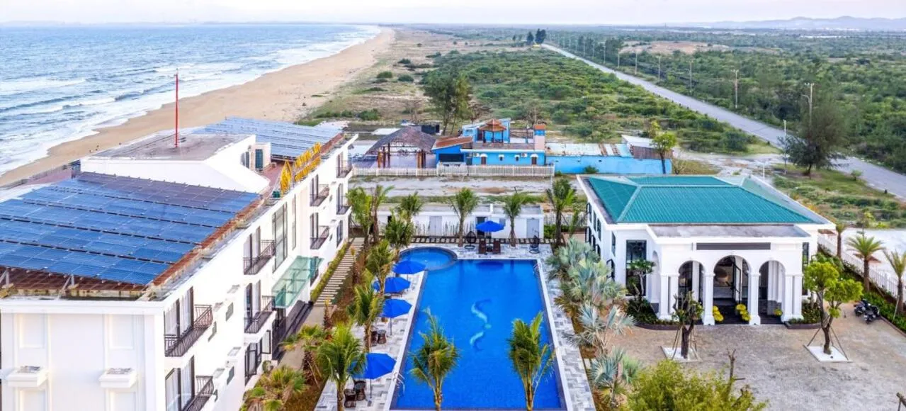 Property building in Hoang Yen Boutique Hotel