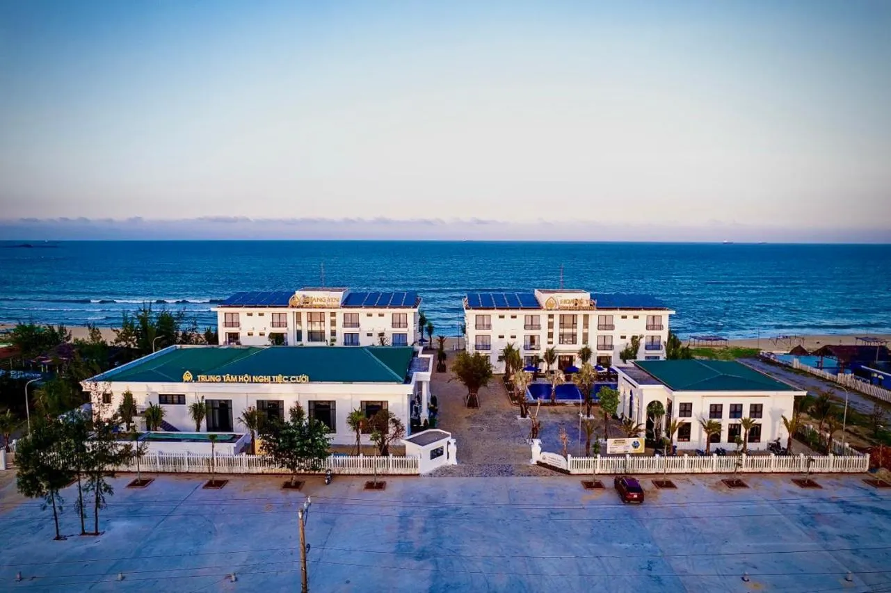 Property building in Hoang Yen Boutique Hotel