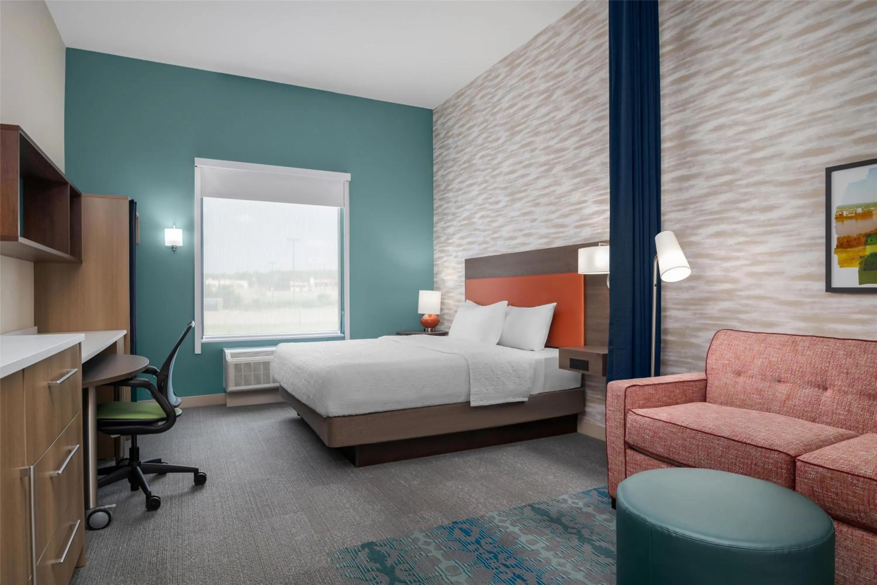 Bed in Home2 Suites By Hilton Forrest City