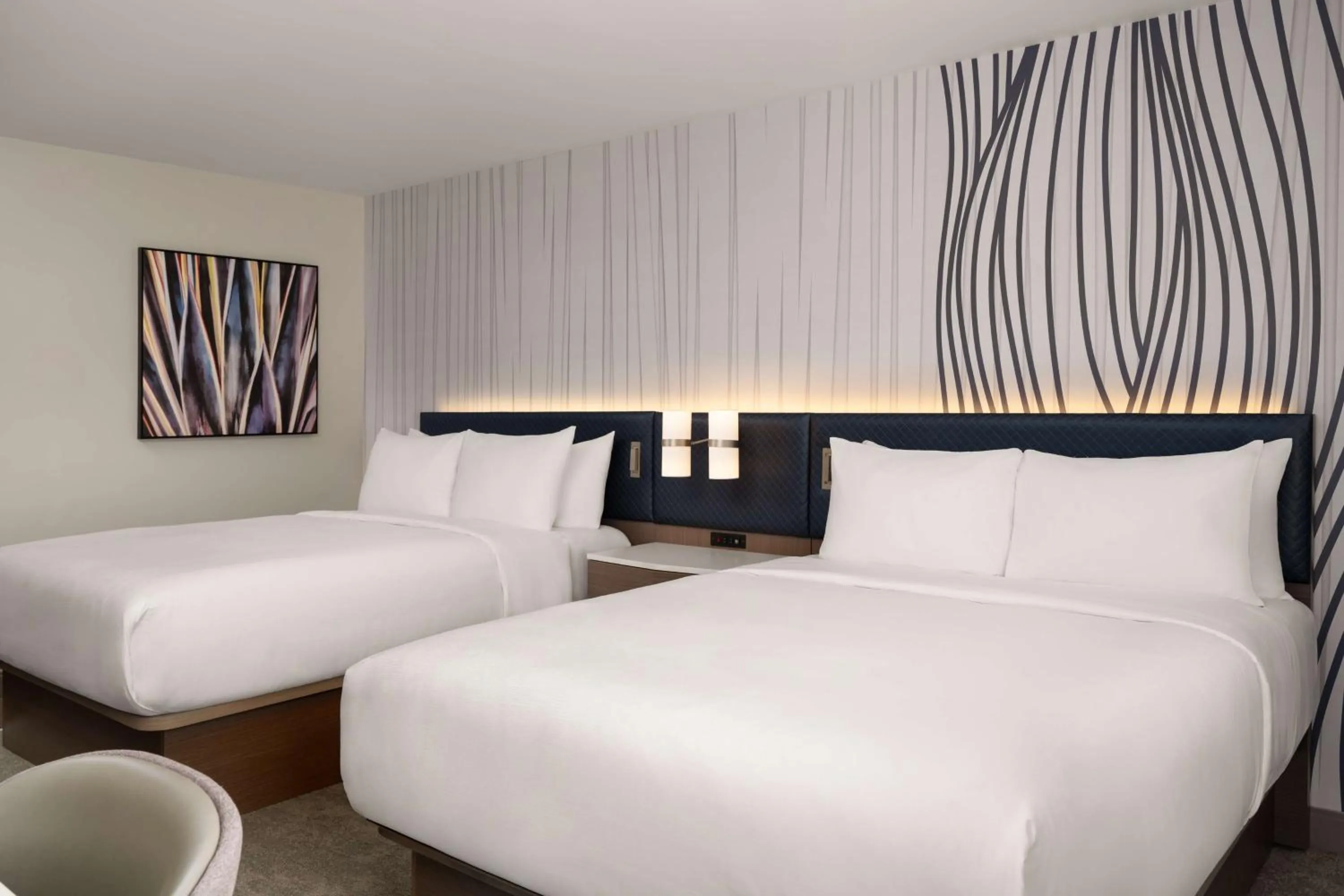 Bed in Hotel Lela Wilmington, Tapestry Collection By Hilton