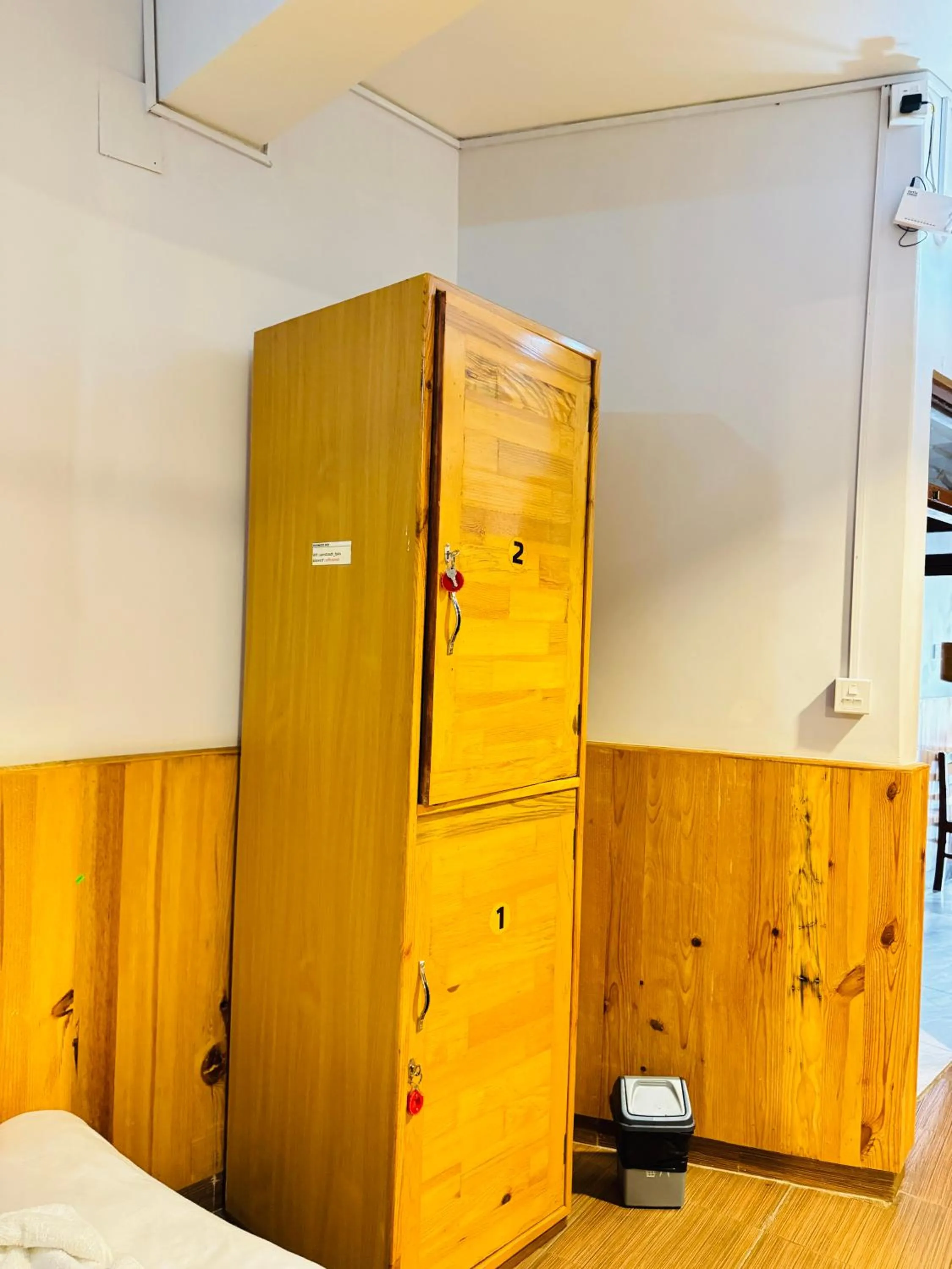 wardrobe in Roamers Inn