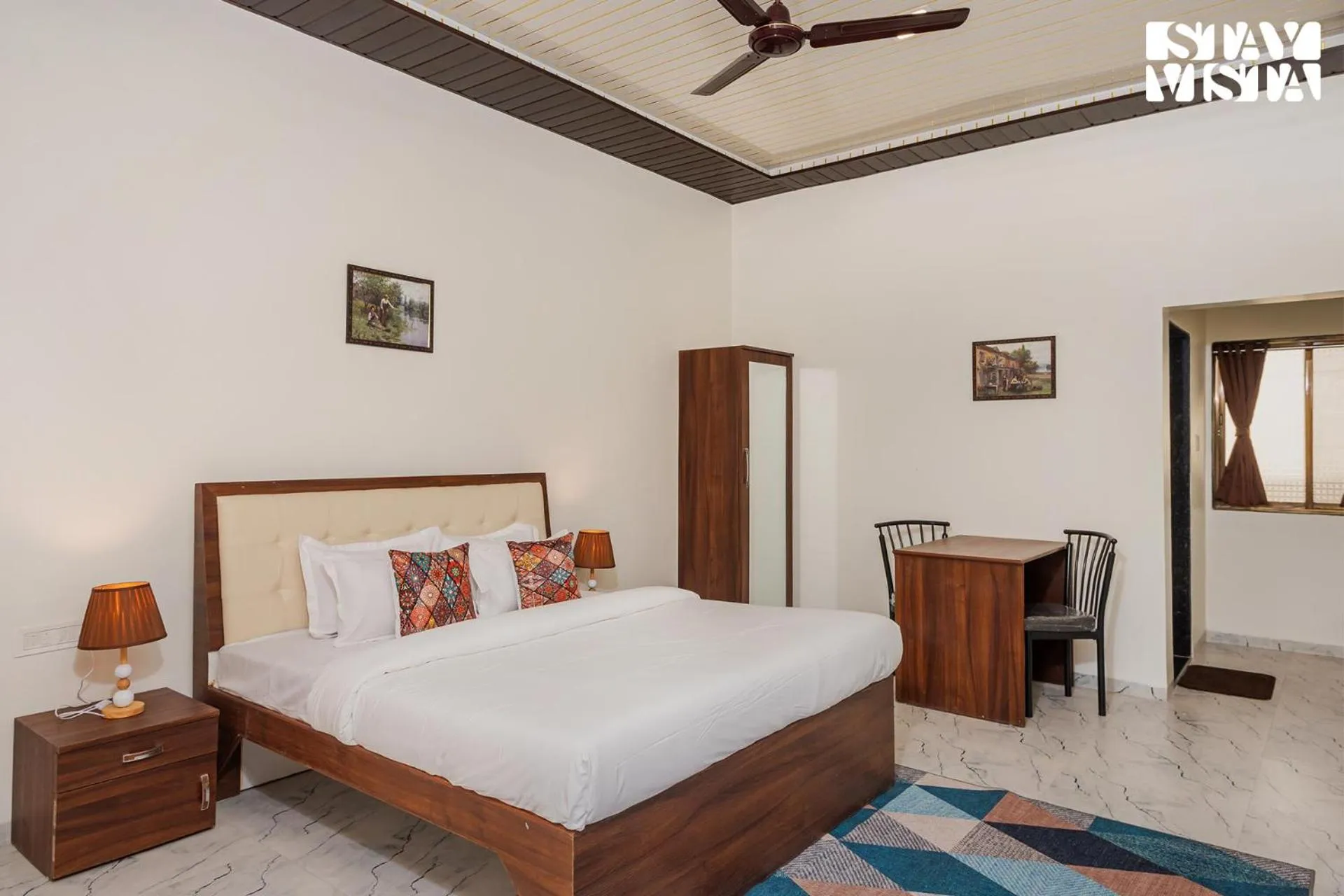 Bedroom, Bed in Mango Splash by VEO - Part of StayVista