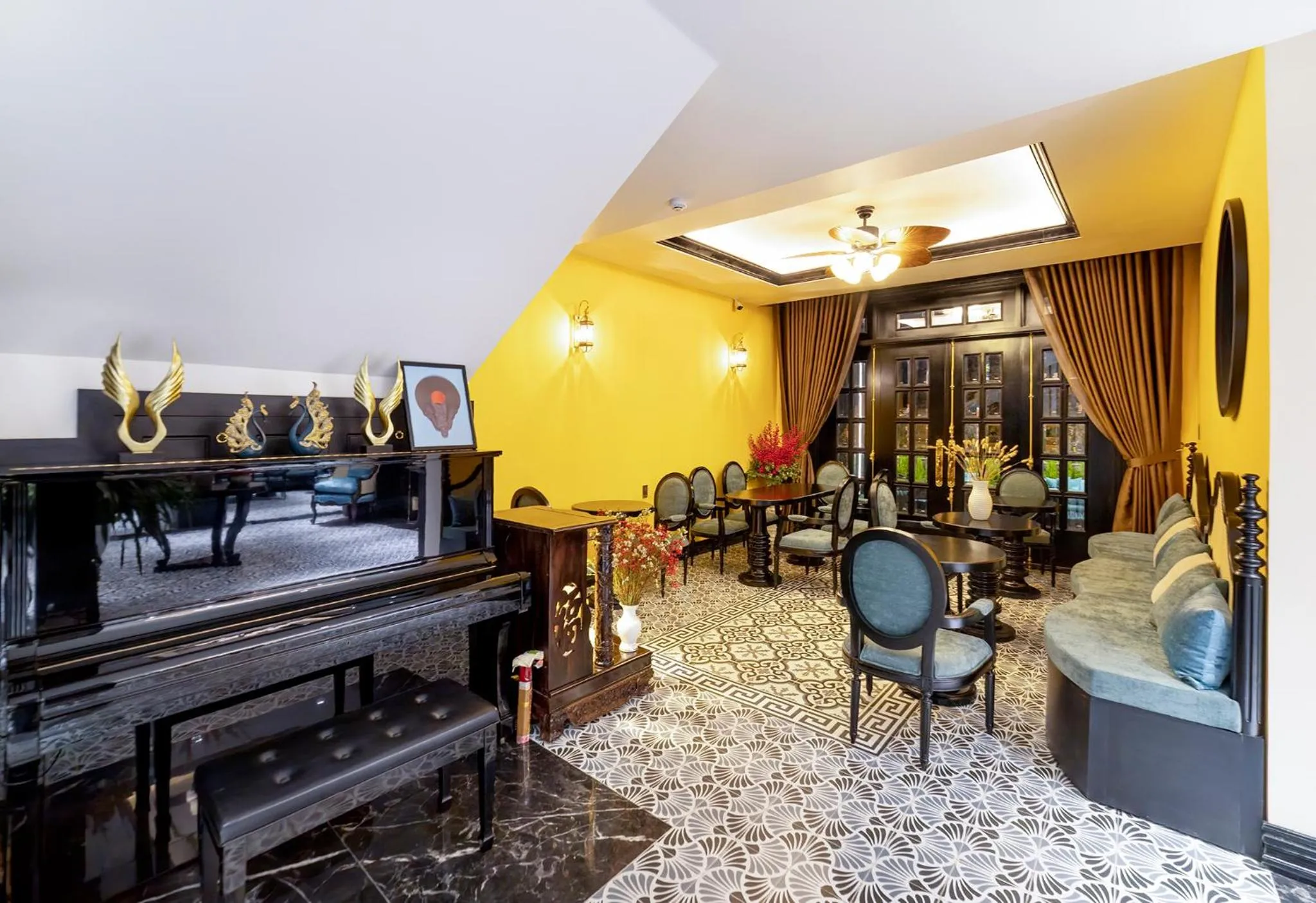 Restaurant/places to eat in Le House DaLat