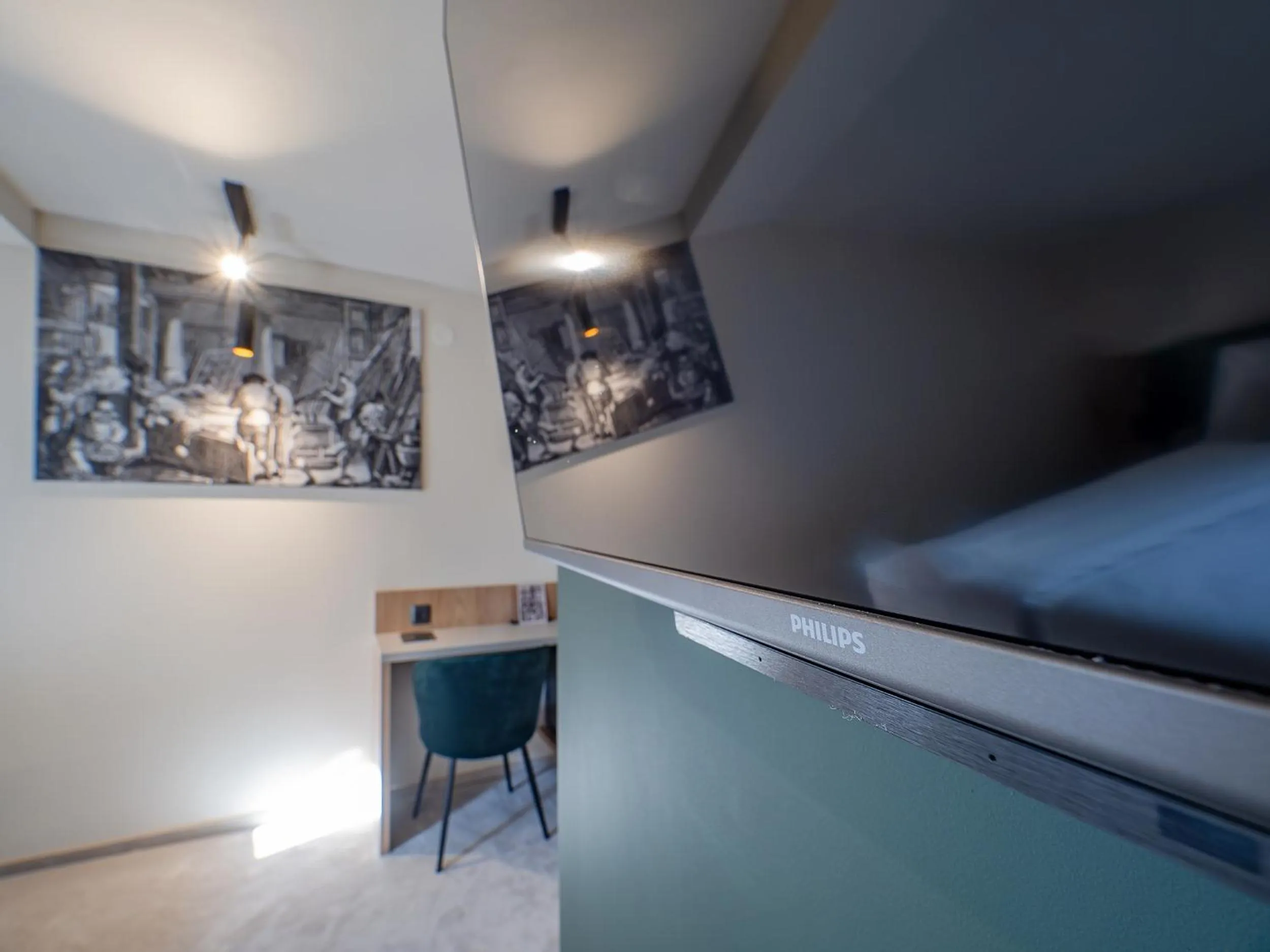 Seating area, Bed in Craft Inn - Boutique Hotel