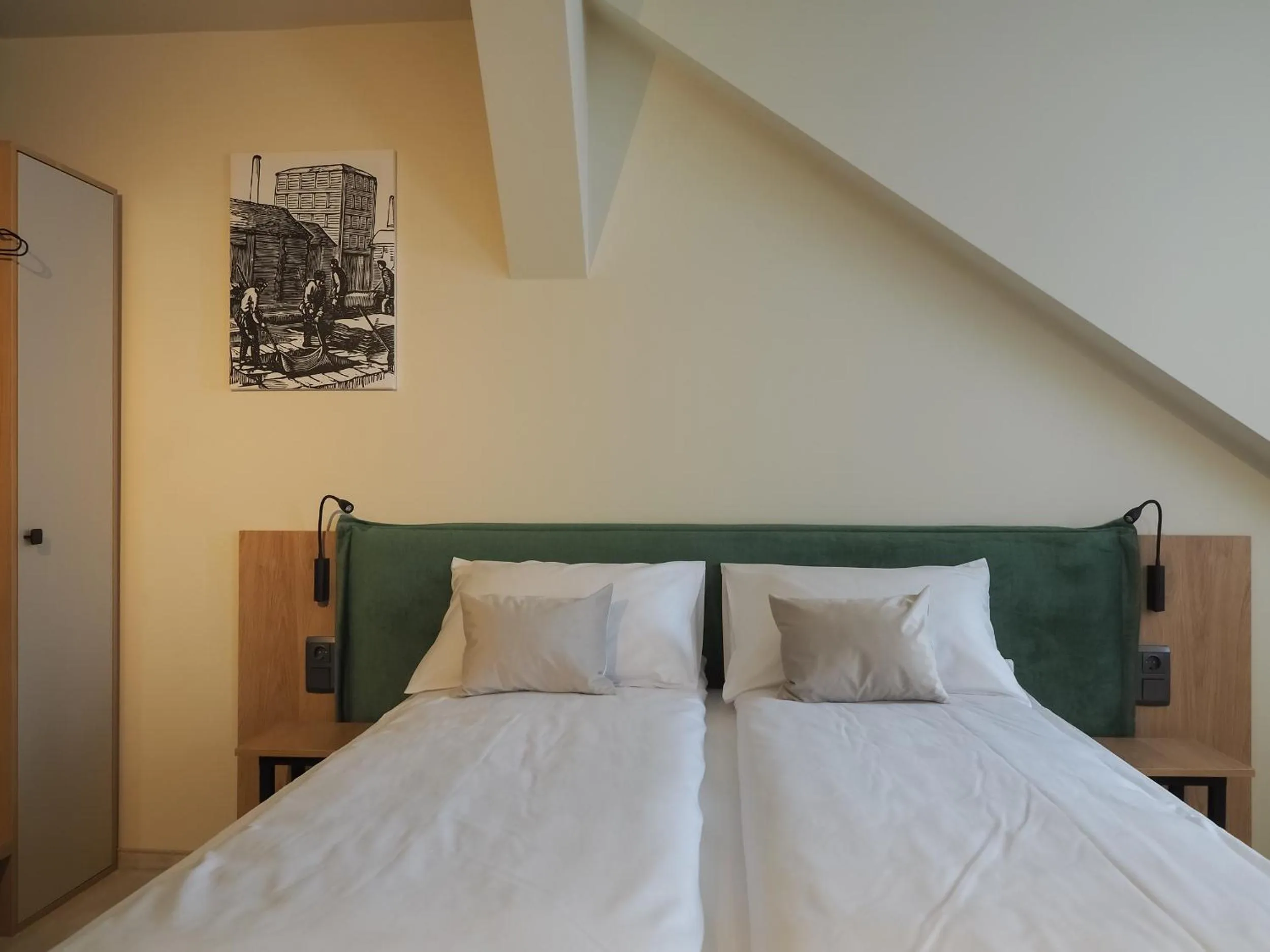 Bed in Craft Inn - Boutique Hotel