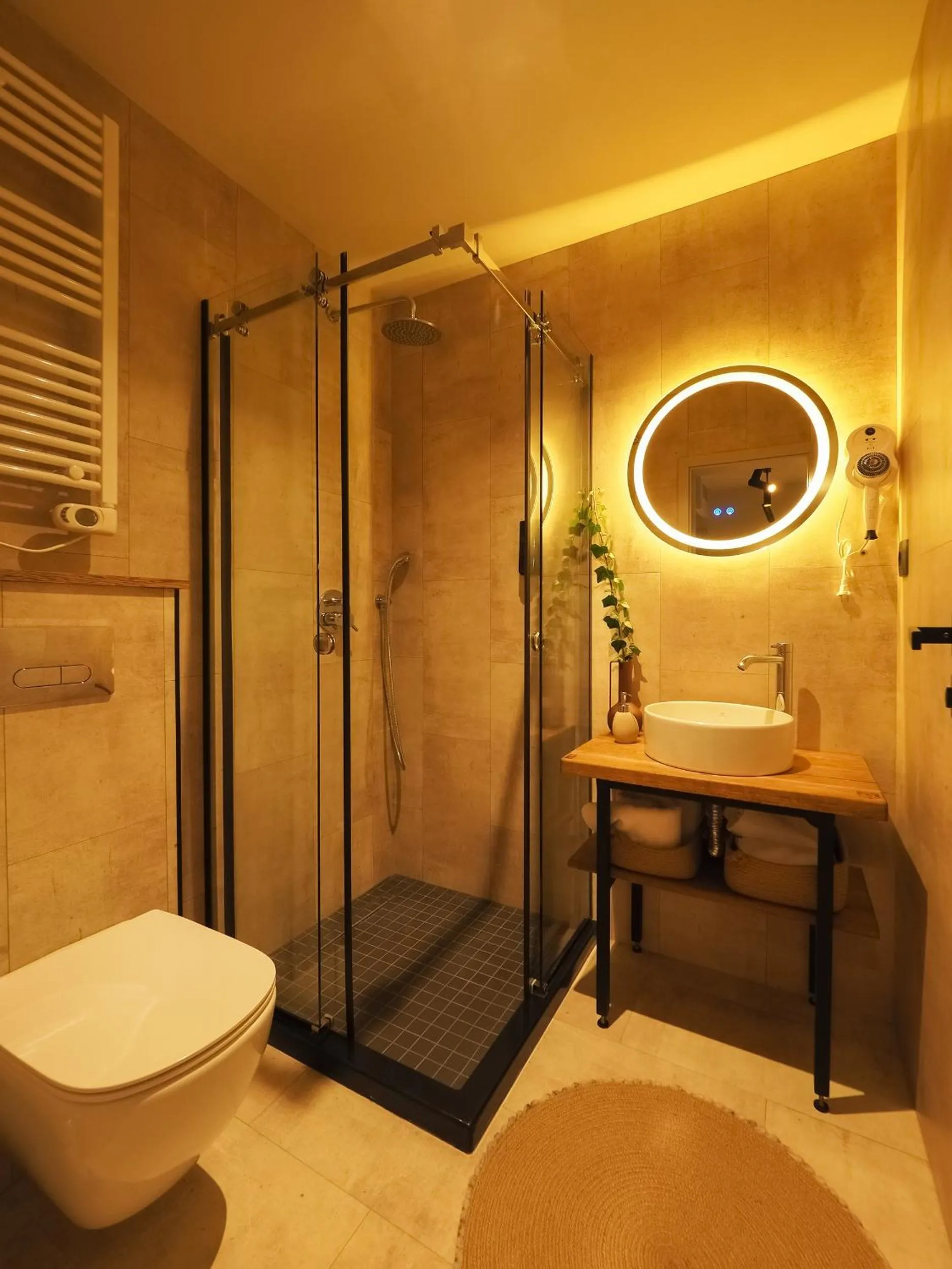 Shower in Craft Inn - Boutique Hotel