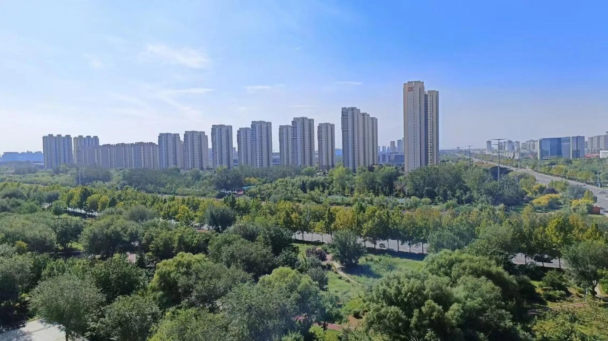 Photo of the whole room in Holiday Inn Express Binzhou City Center by IHG